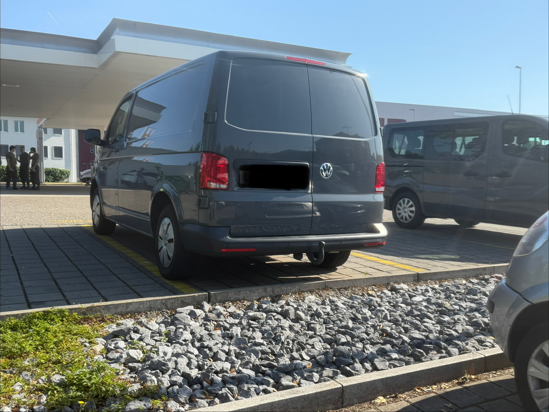 VW T6.1 2.0 TDI-image-2