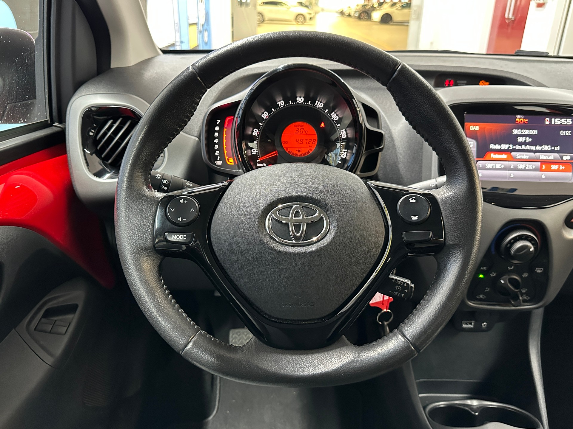 TOYOTA Aygo 1.0 VVT-i x-play-image-10