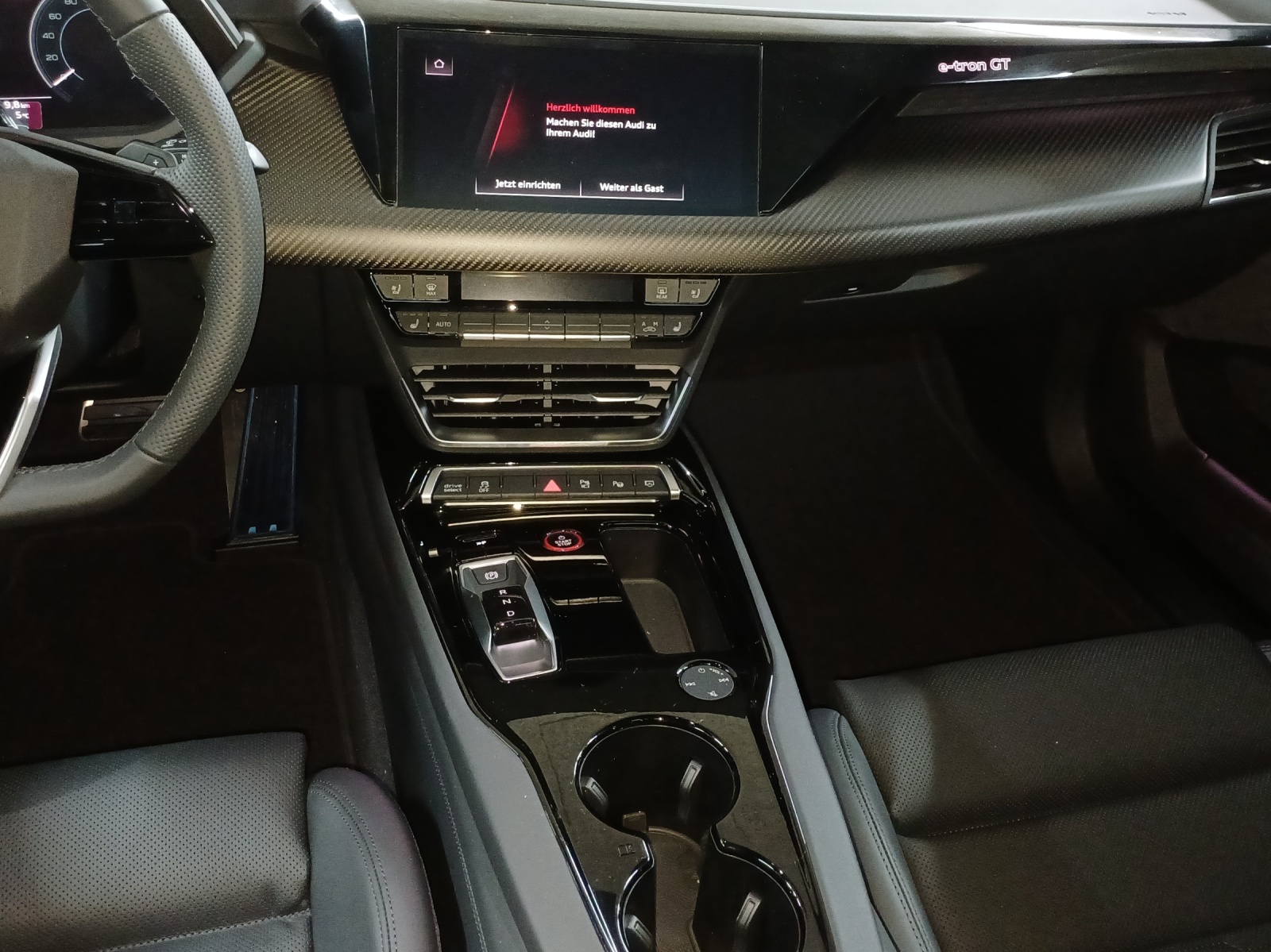 AUDI e-tron GT quattro-image-10