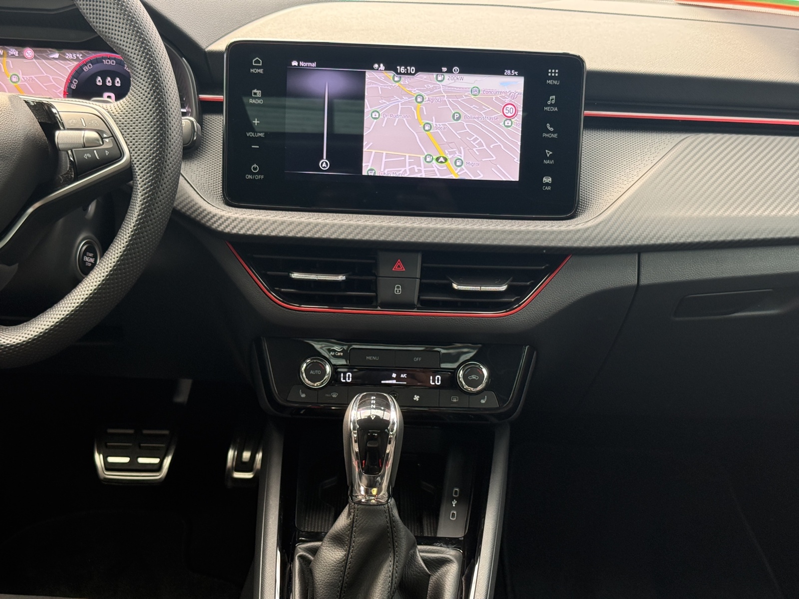 SKODA Kamiq 1.5 TSI Monte Carlo DSG-image-10