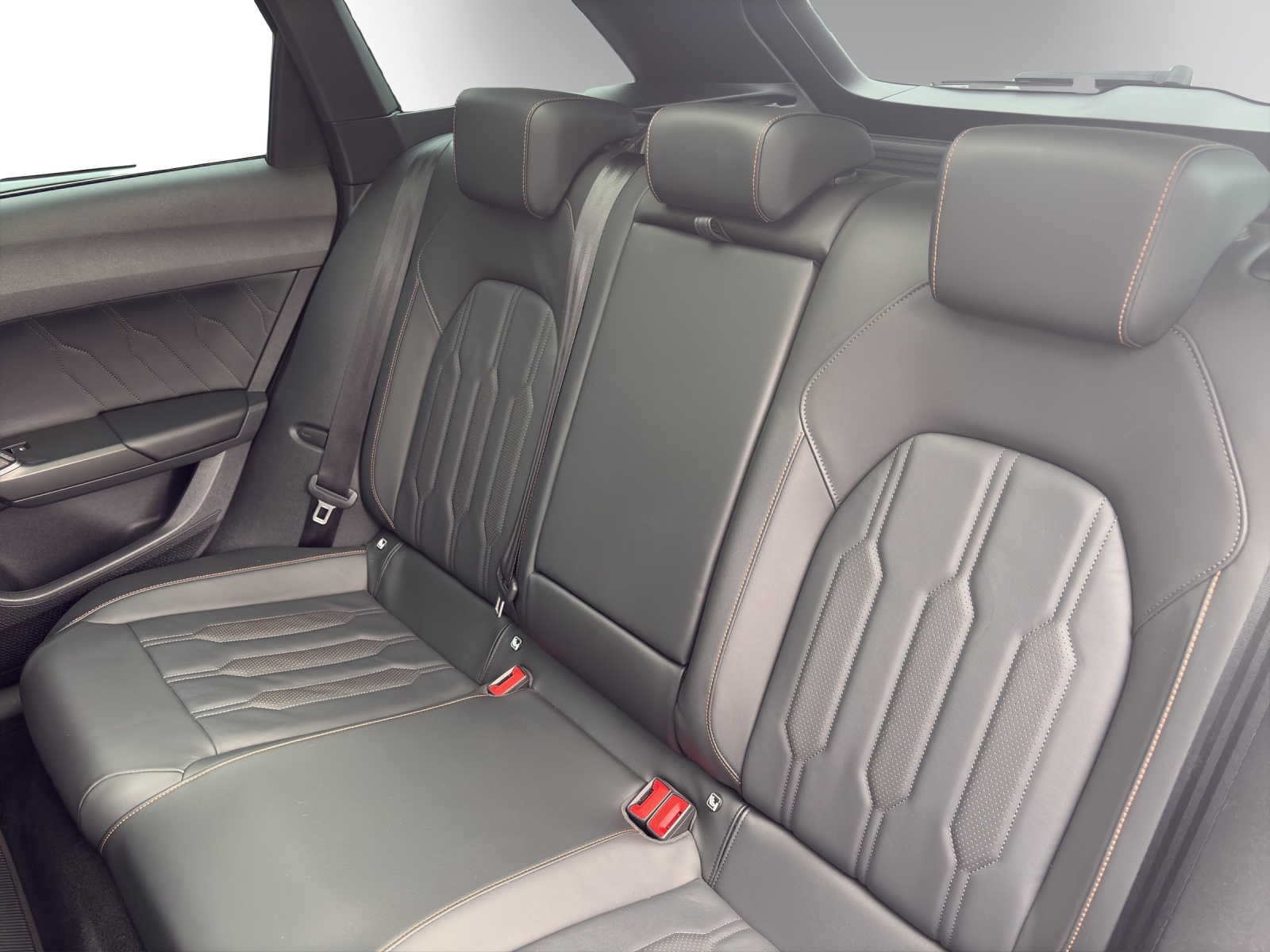 CUPRA LEON ST 2.0 TSI VZ DSG-image-10