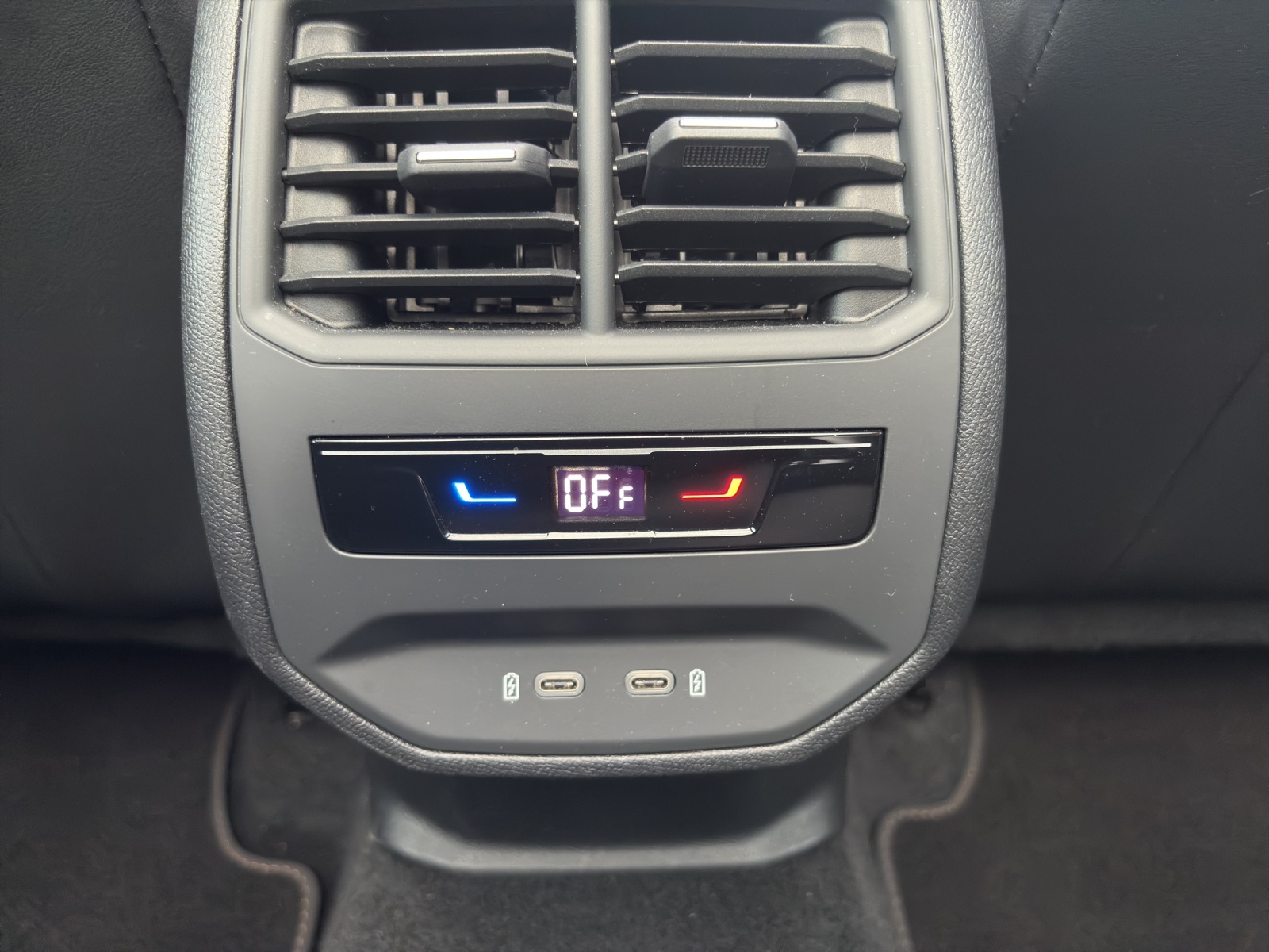 CUPRA LEON ST 2.0 TSI VZ DSG-image-16