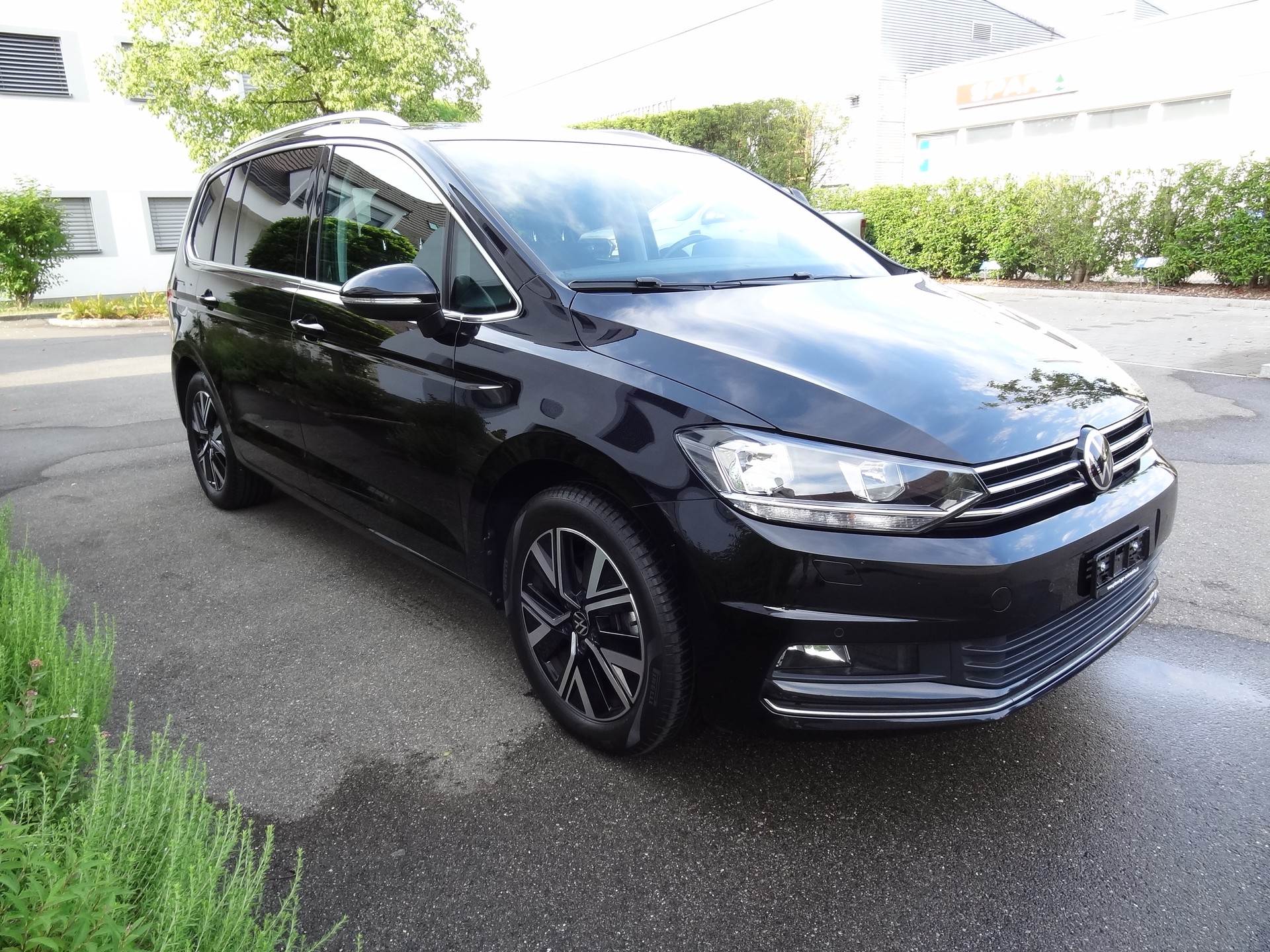 VW Touran 1.5 TSI EVO Highline DSG-image-5