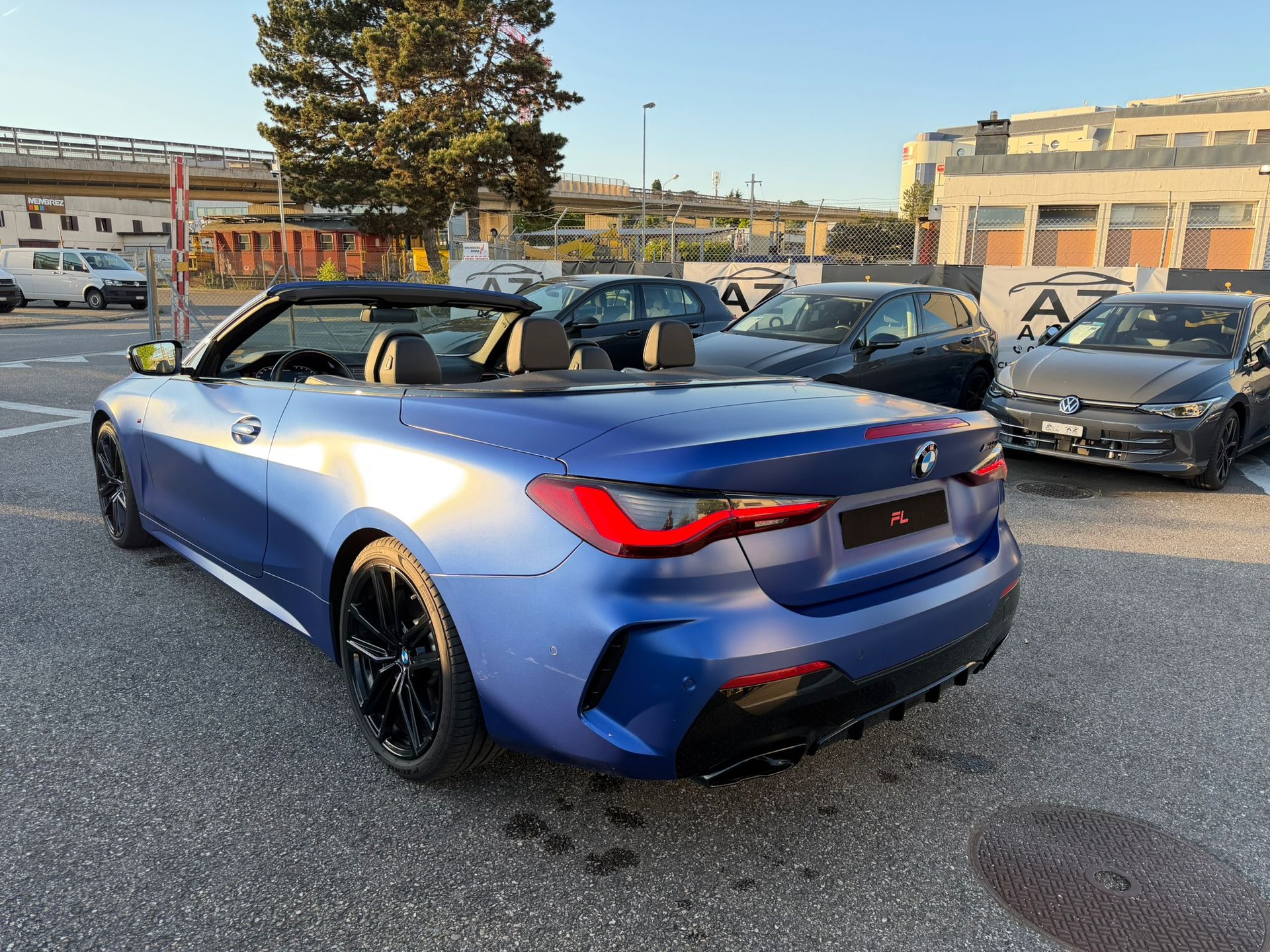 BMW M440i xDrive 48V Cabriolet Steptronic M couleur special matte-image-3
