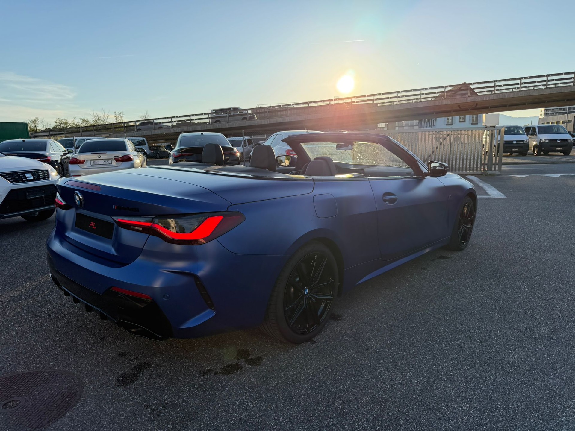 BMW M440i xDrive 48V Cabriolet Steptronic M couleur special matte-image-5