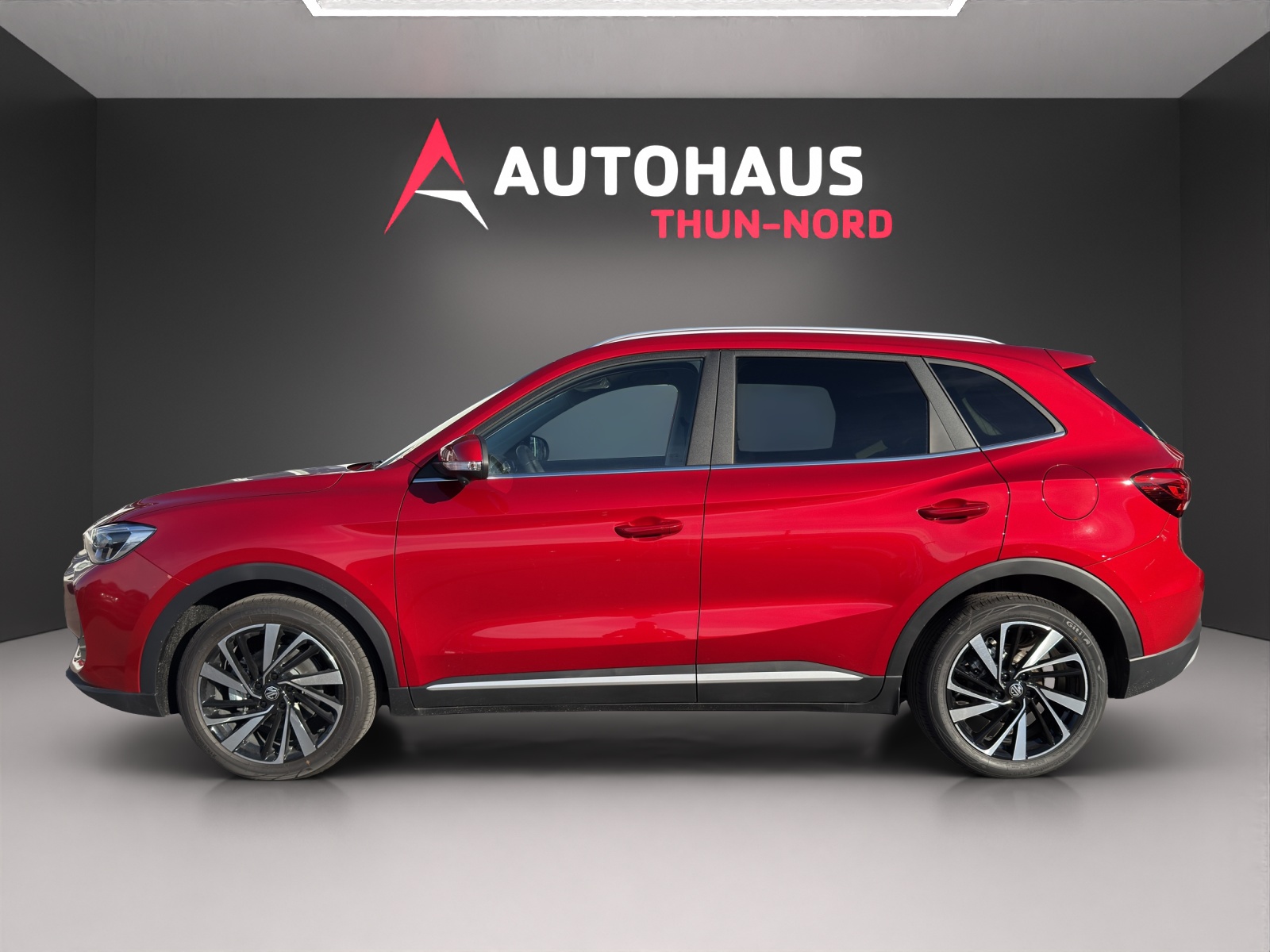 MG ZS 1.5 Hybrid+ Luxury-showroom-element-1