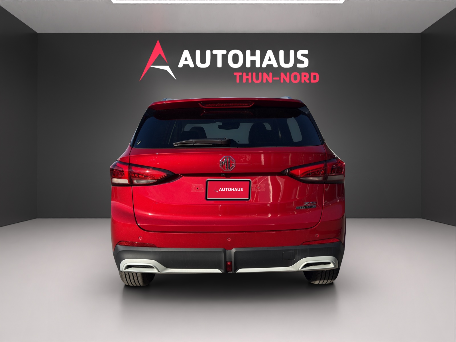 MG ZS 1.5 Hybrid+ Luxury-showroom-element-3