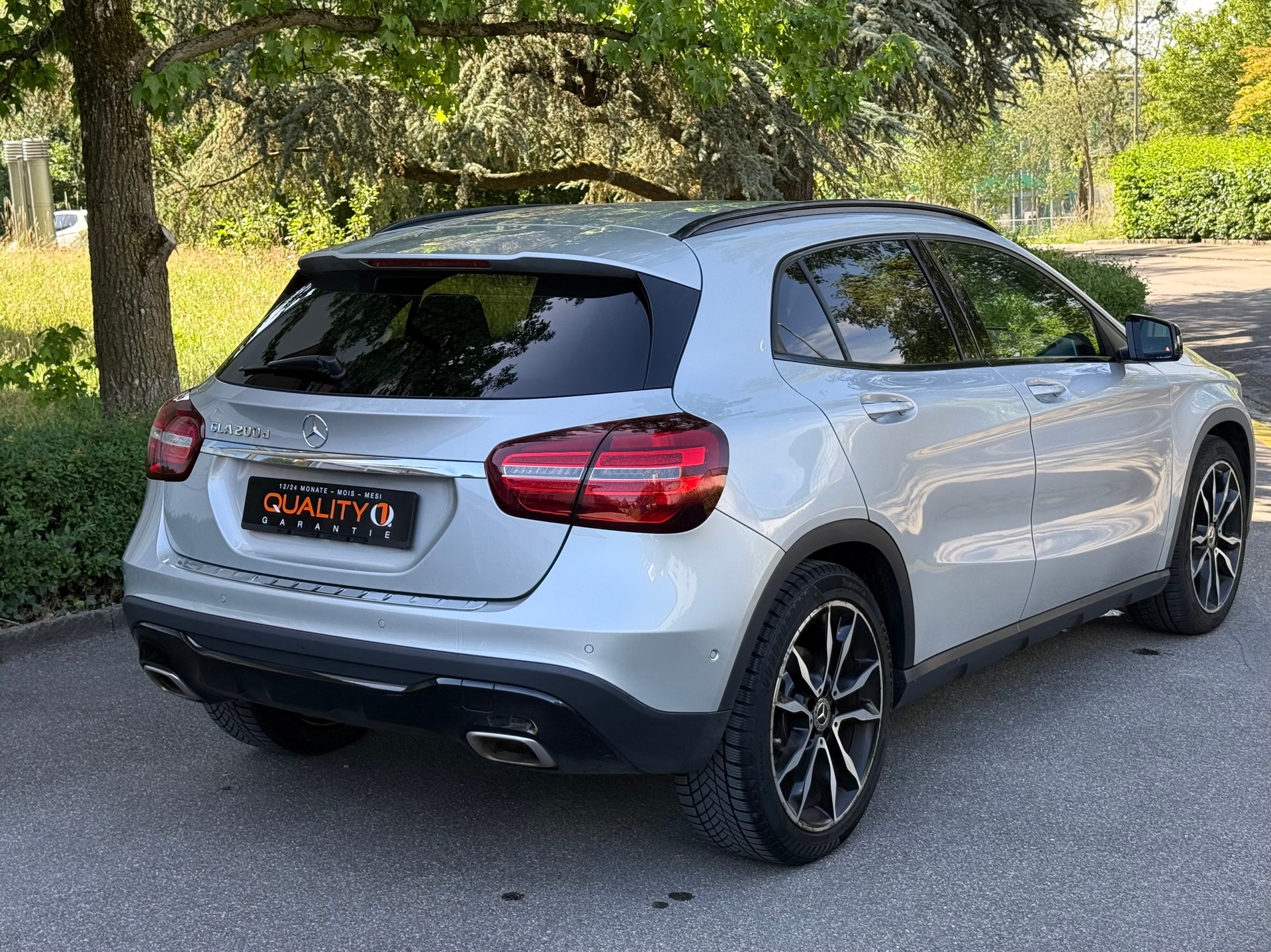 MERCEDES-BENZ GLA 200 CDI Style 7G-DCT-image-5