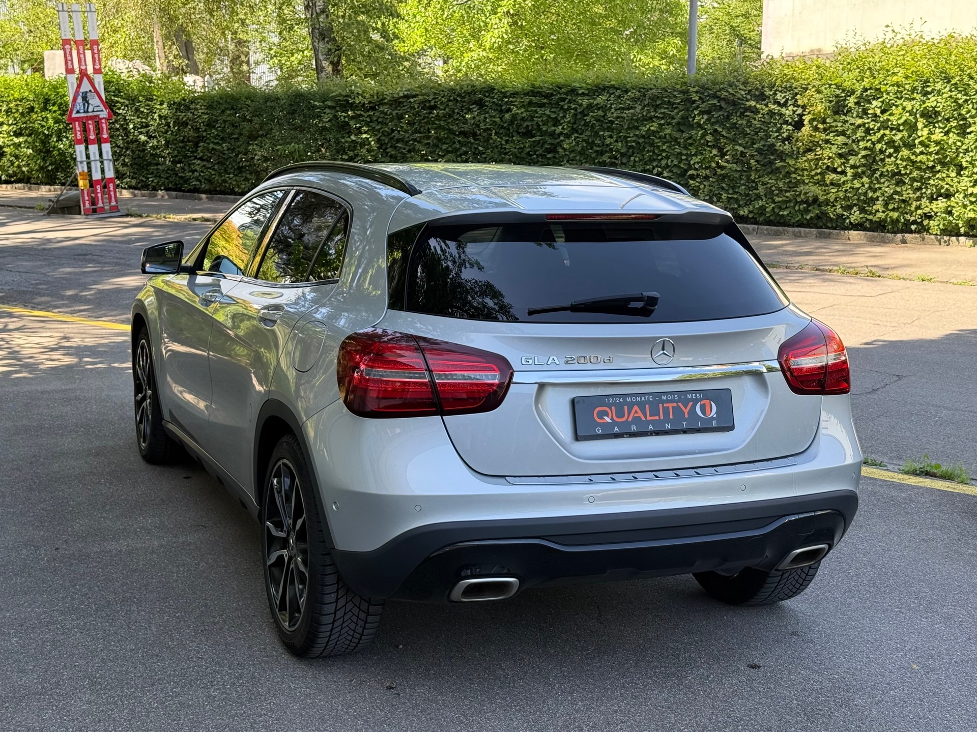 MERCEDES-BENZ GLA 200 CDI Style 7G-DCT-image-3