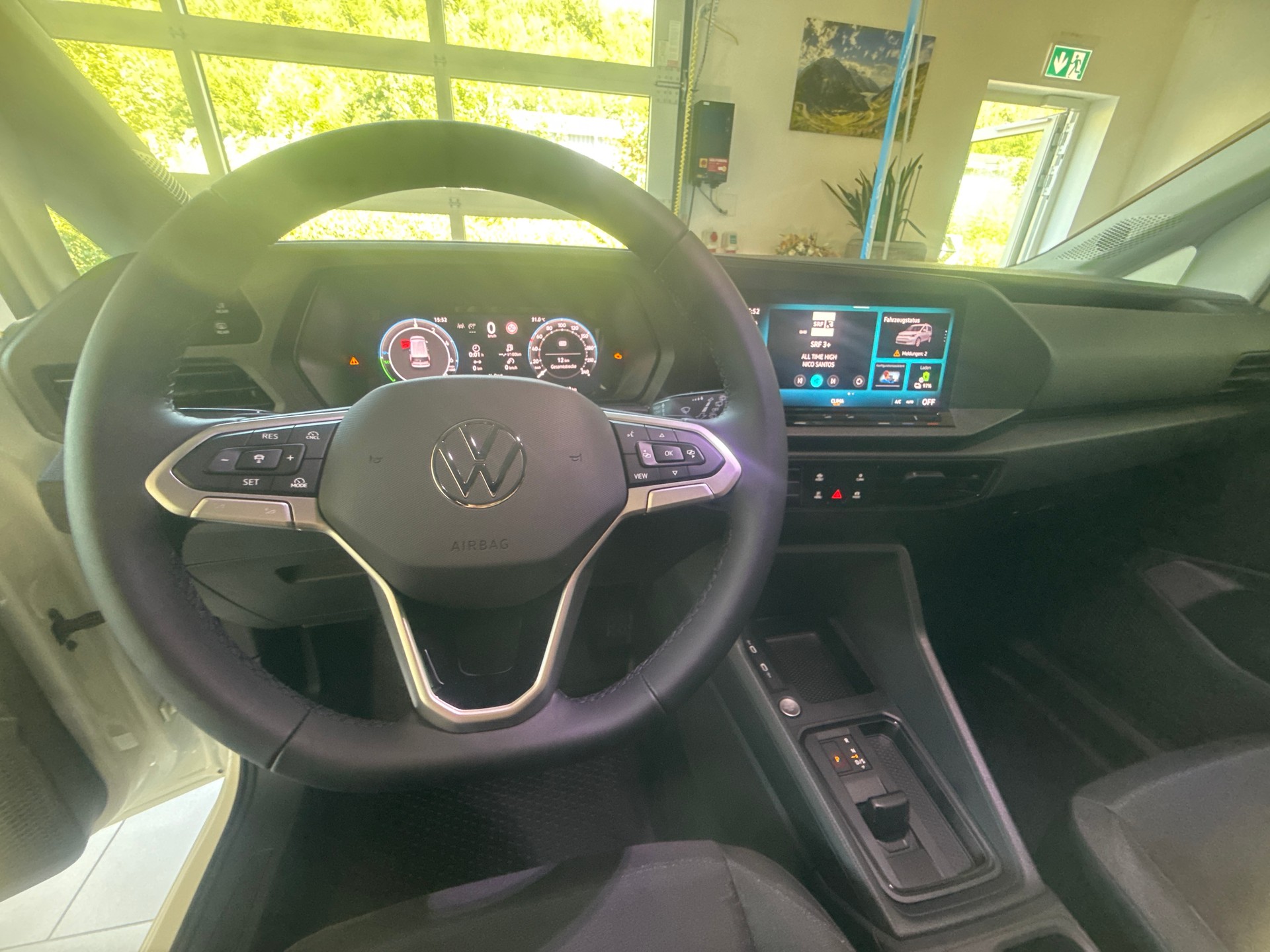 VW Caddy Cargo En 1.5eHyb 150 DSG 1500ccm 150PS/110kW 4 Zylinder TSI eHybrid Benzin / elektrisch-image-7