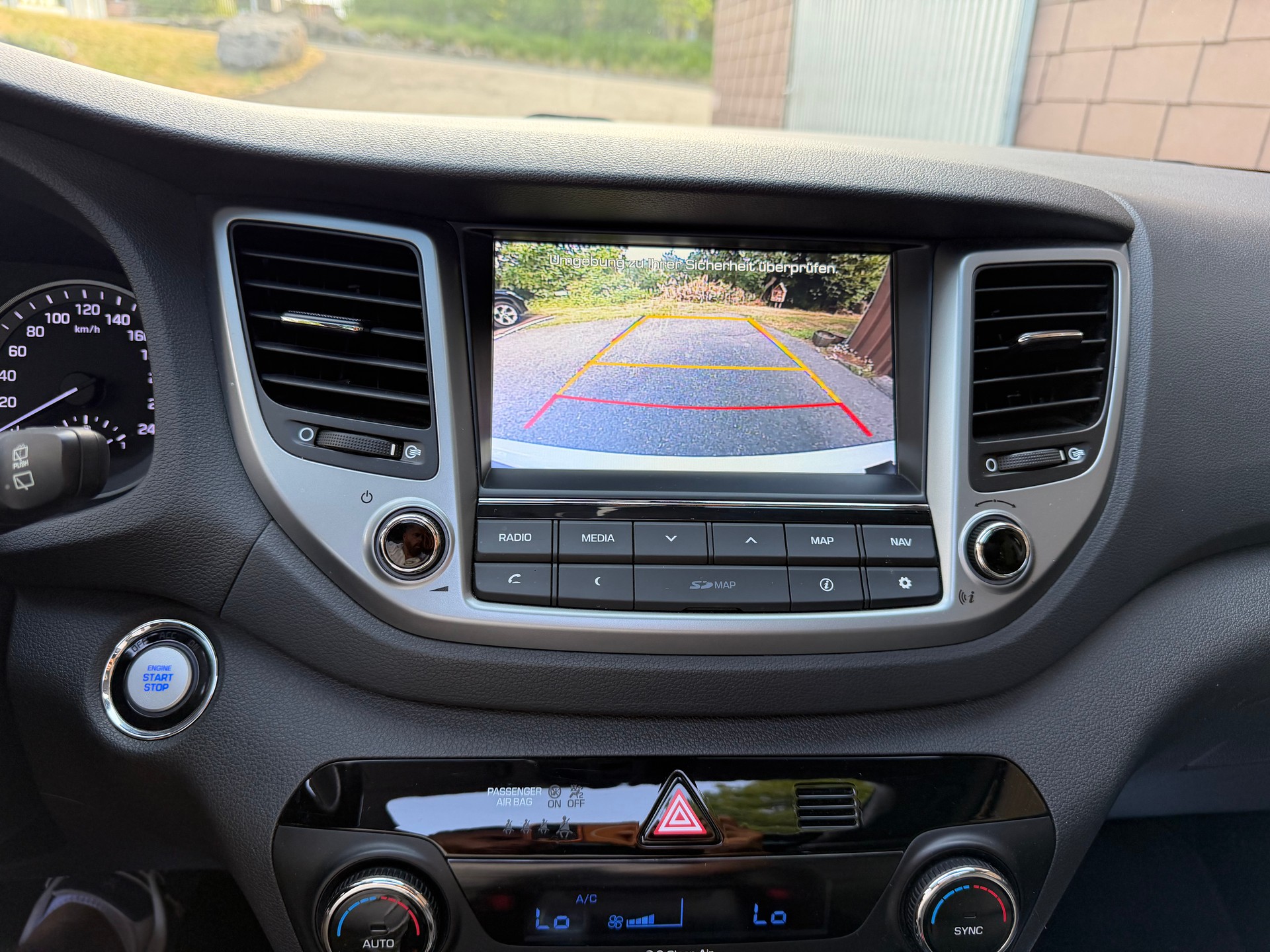 HYUNDAI Tucson 2.0 CRDI Vertex 4WD Automatic-image-13