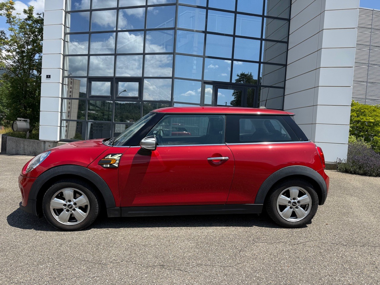 MINI One First Classic Edition-image-3