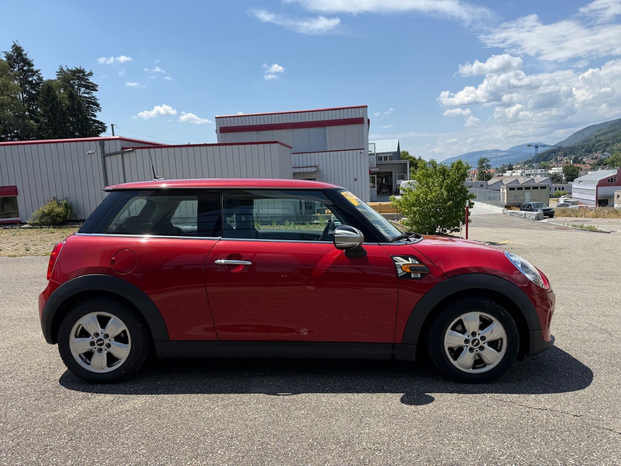 MINI One First Classic Edition-image-7