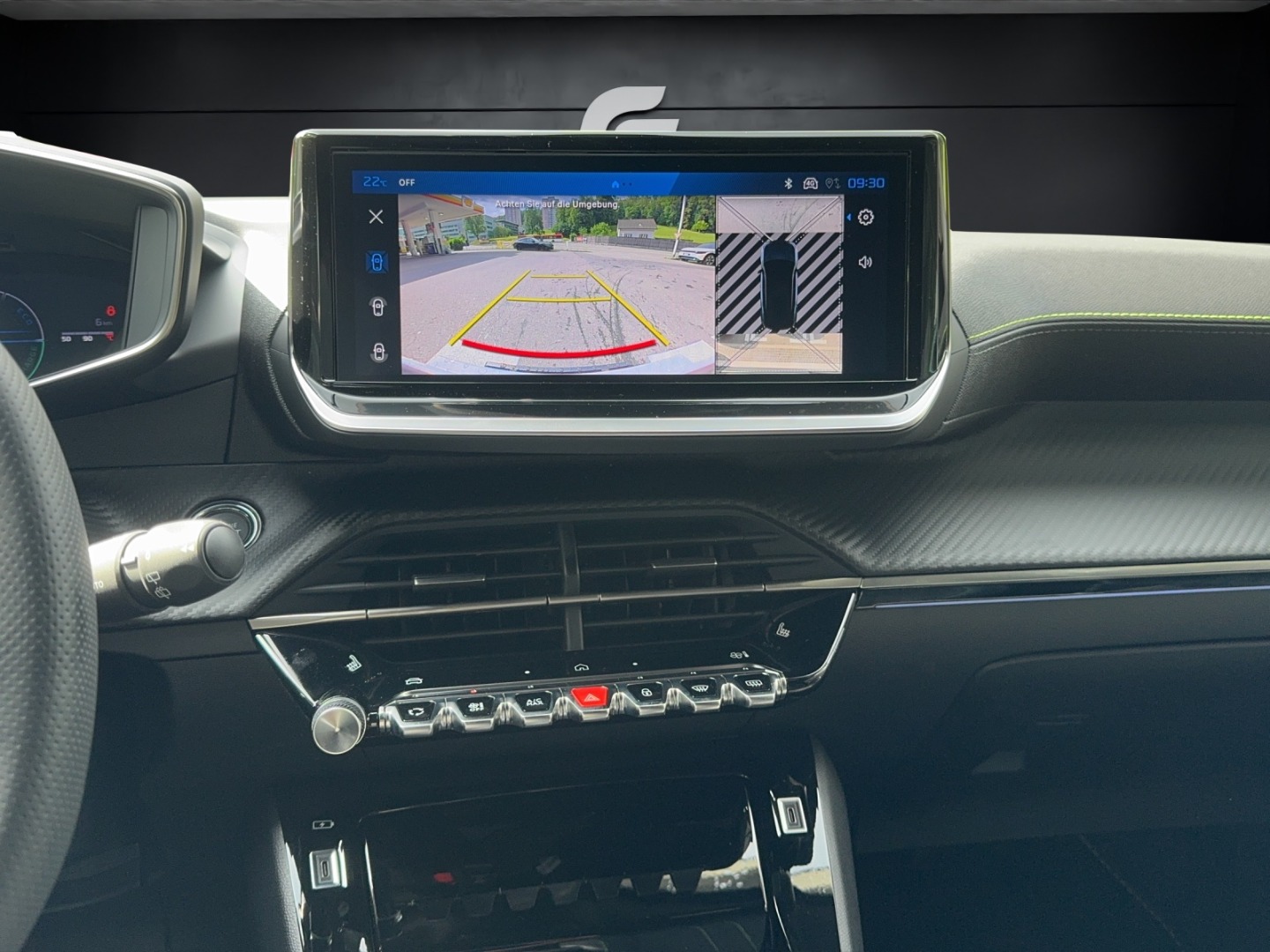 PEUGEOT 2008 NEW 1.2 Hybrid 145 GT-image-6