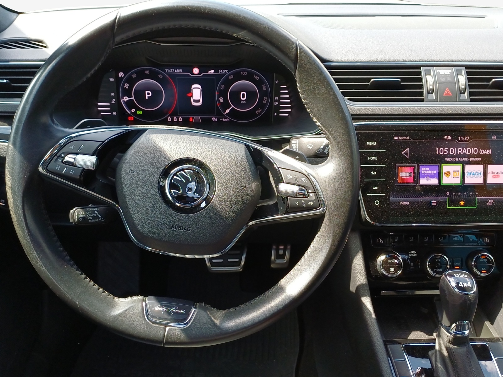 SKODA Superb Combi 2.0 TDi L&K 4x4 DSG-image-9
