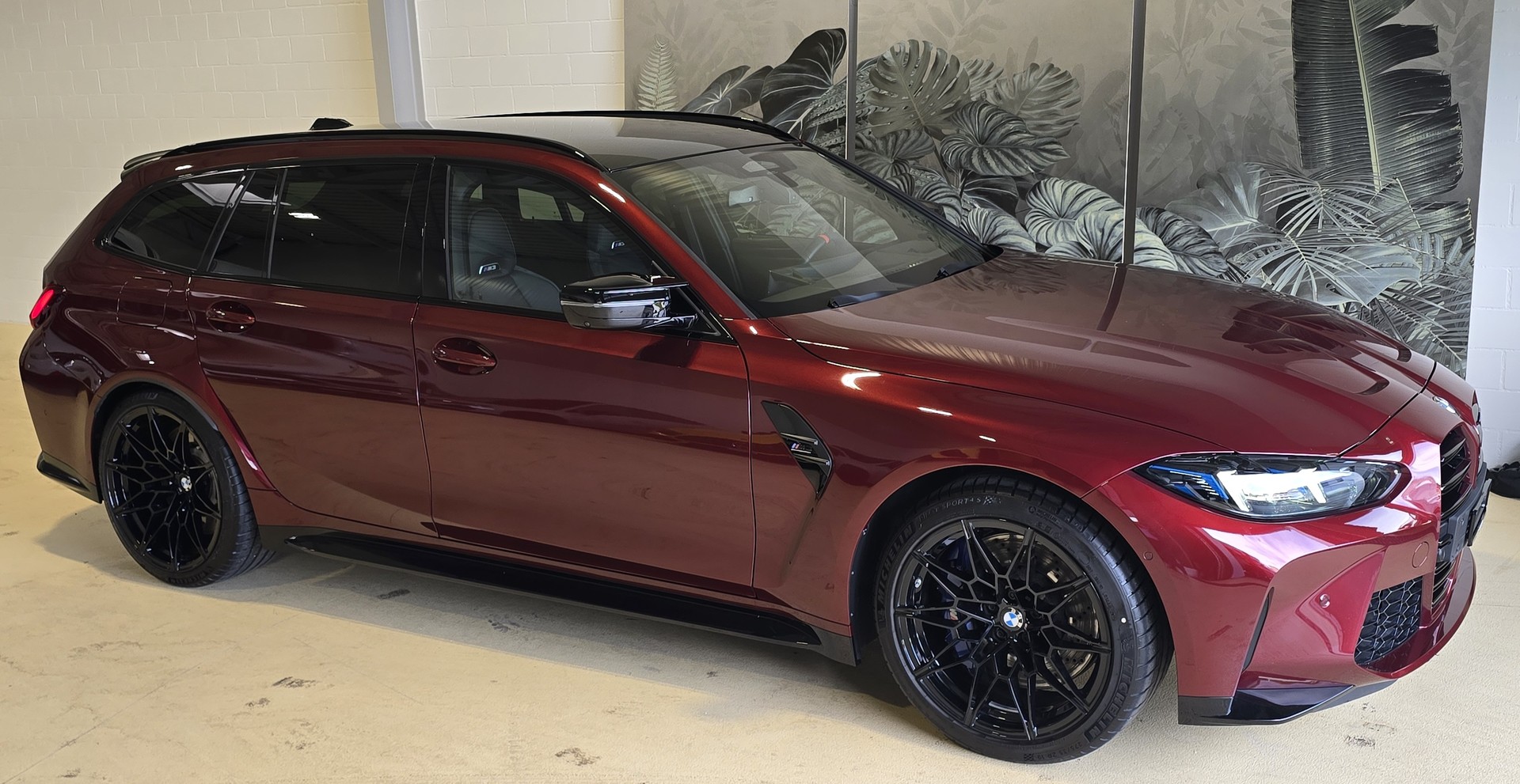 BMW M3 Touring xDrive Competition M-image-3