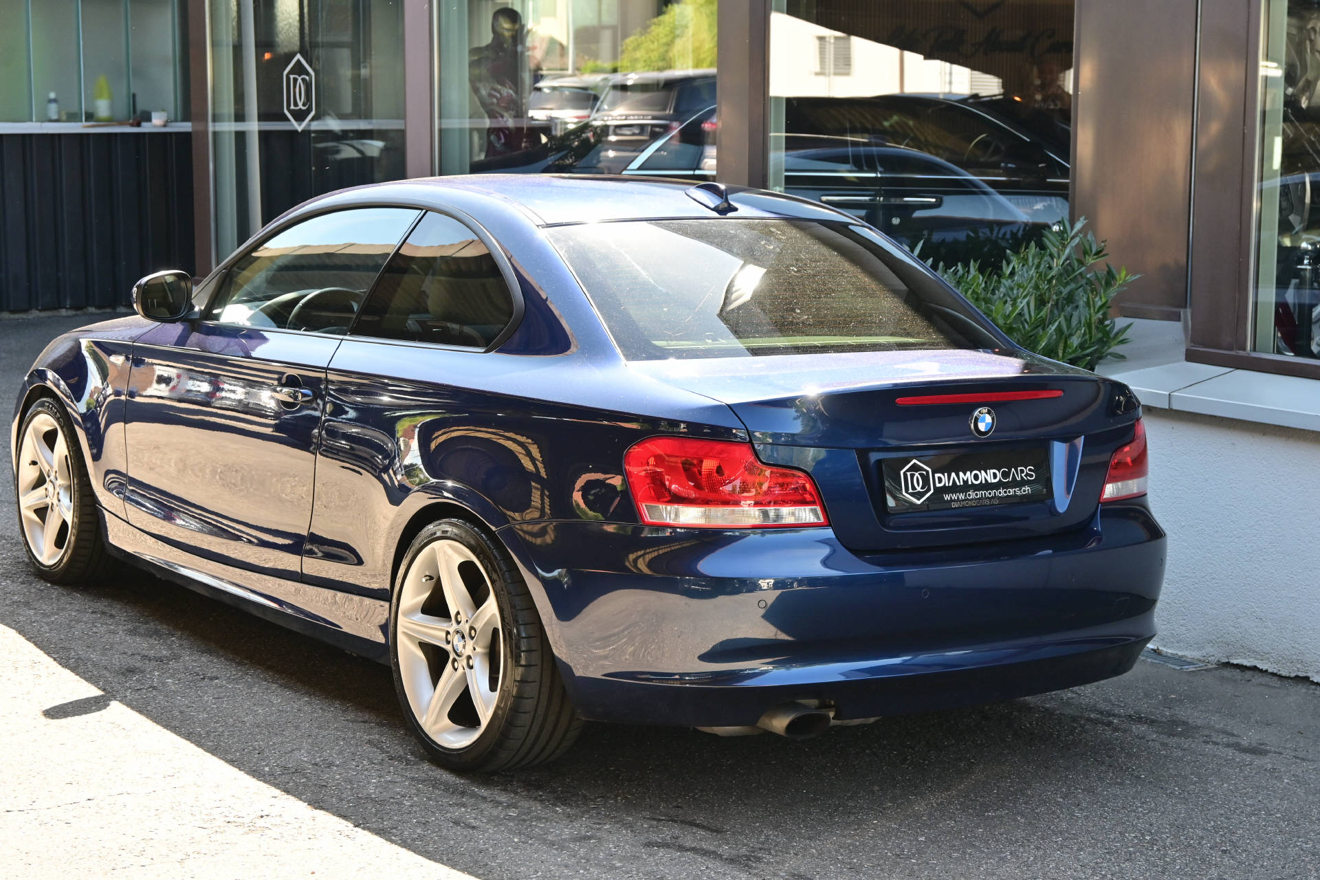 BMW 120i Coupé **M-Sport**-image-4