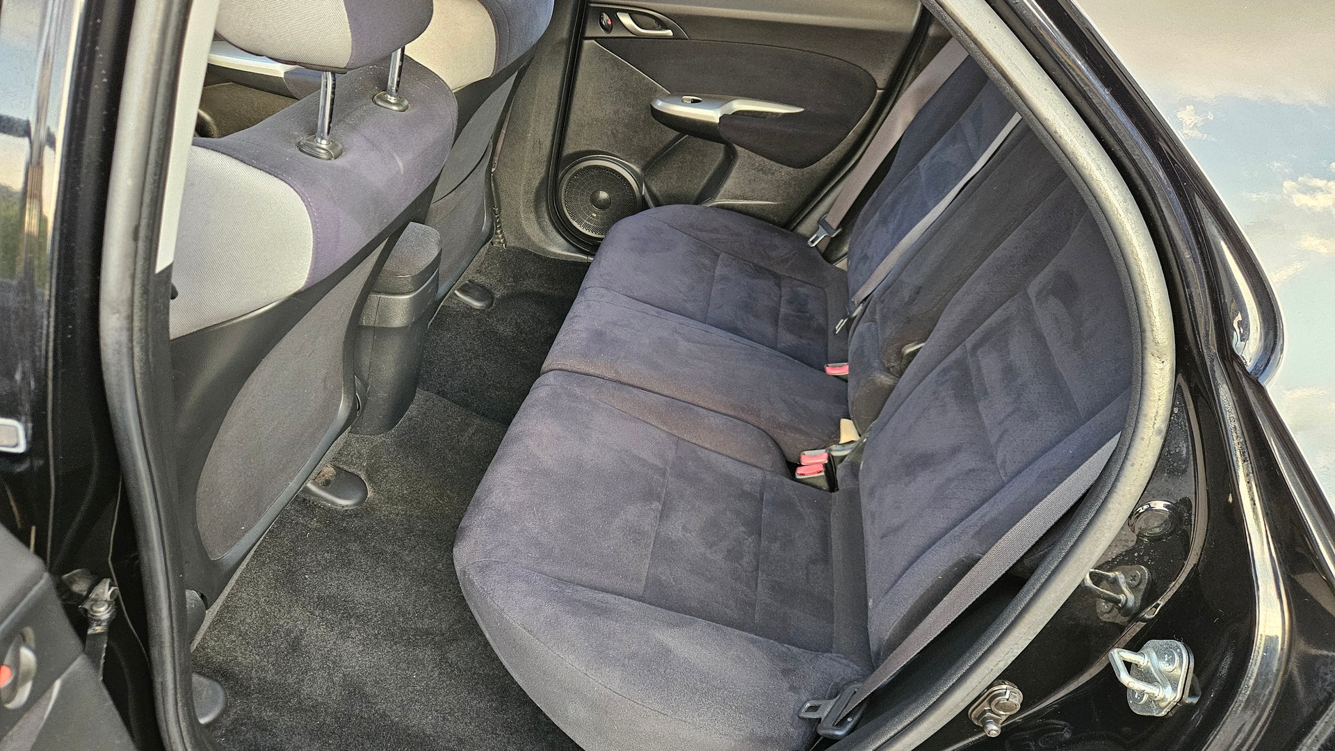 HONDA Civic 1.8i Sport-image-8
