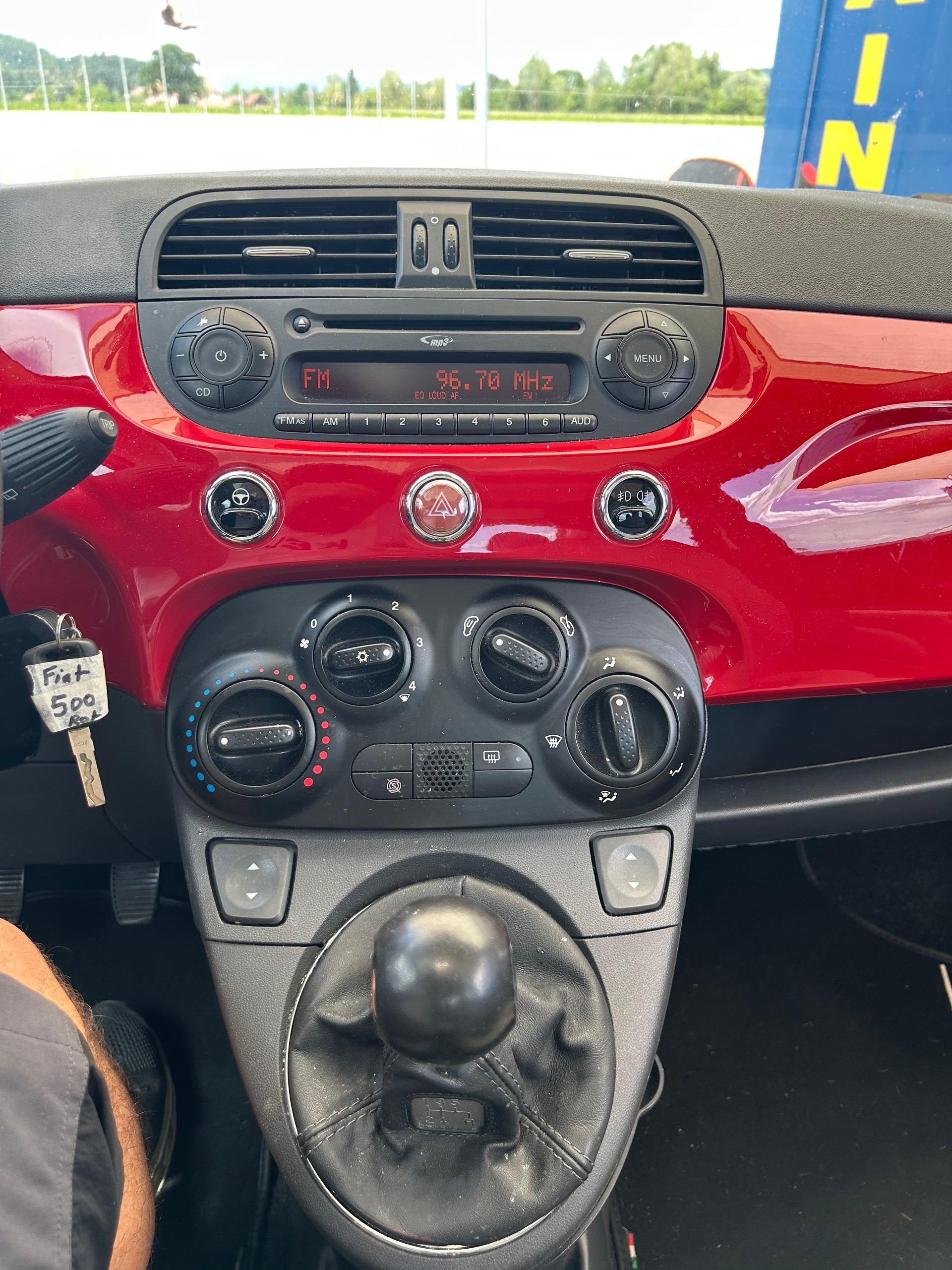 FIAT 500 1.2 Lounge-image-8