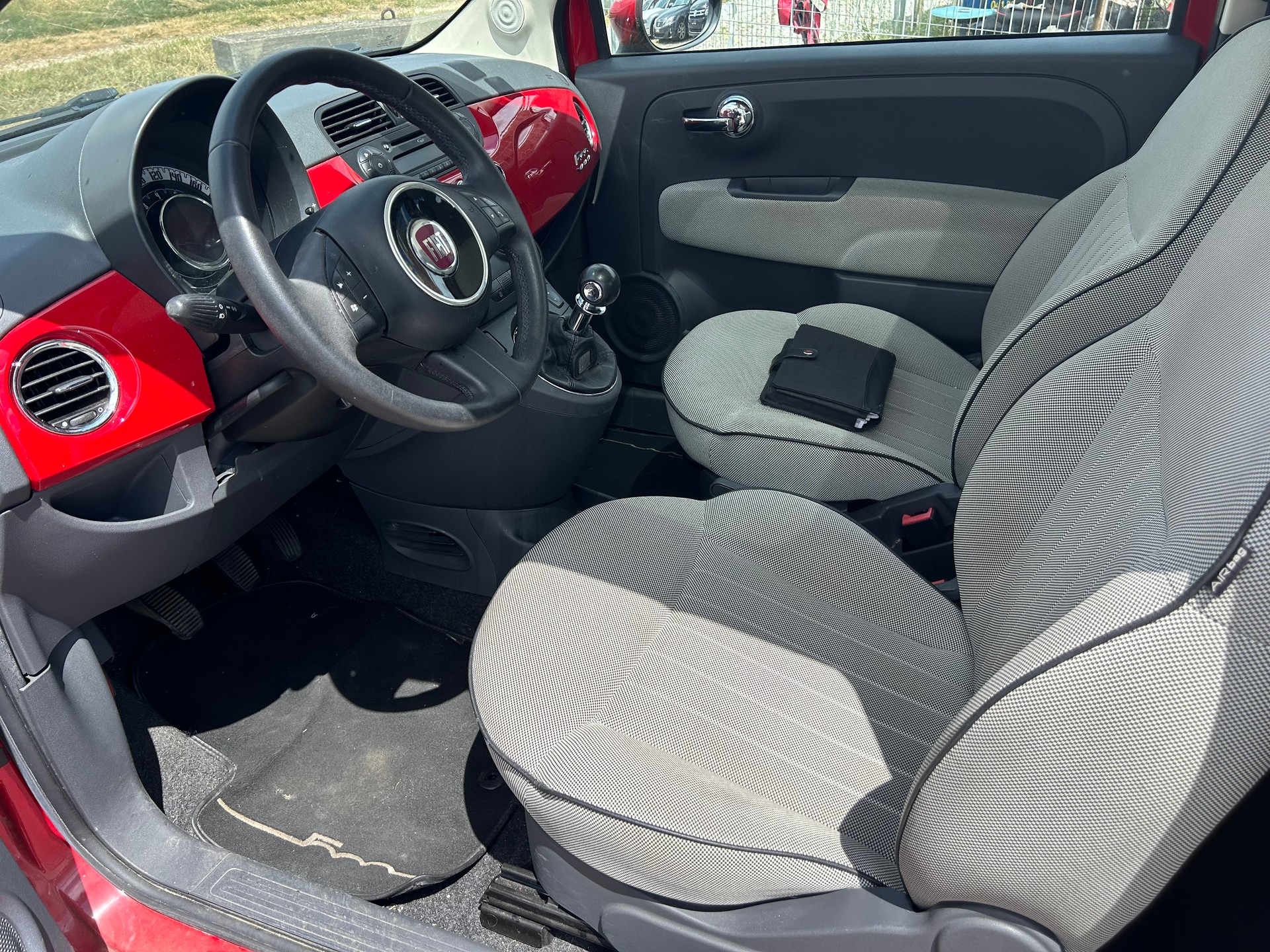 FIAT 500 1.2 Lounge-image-9