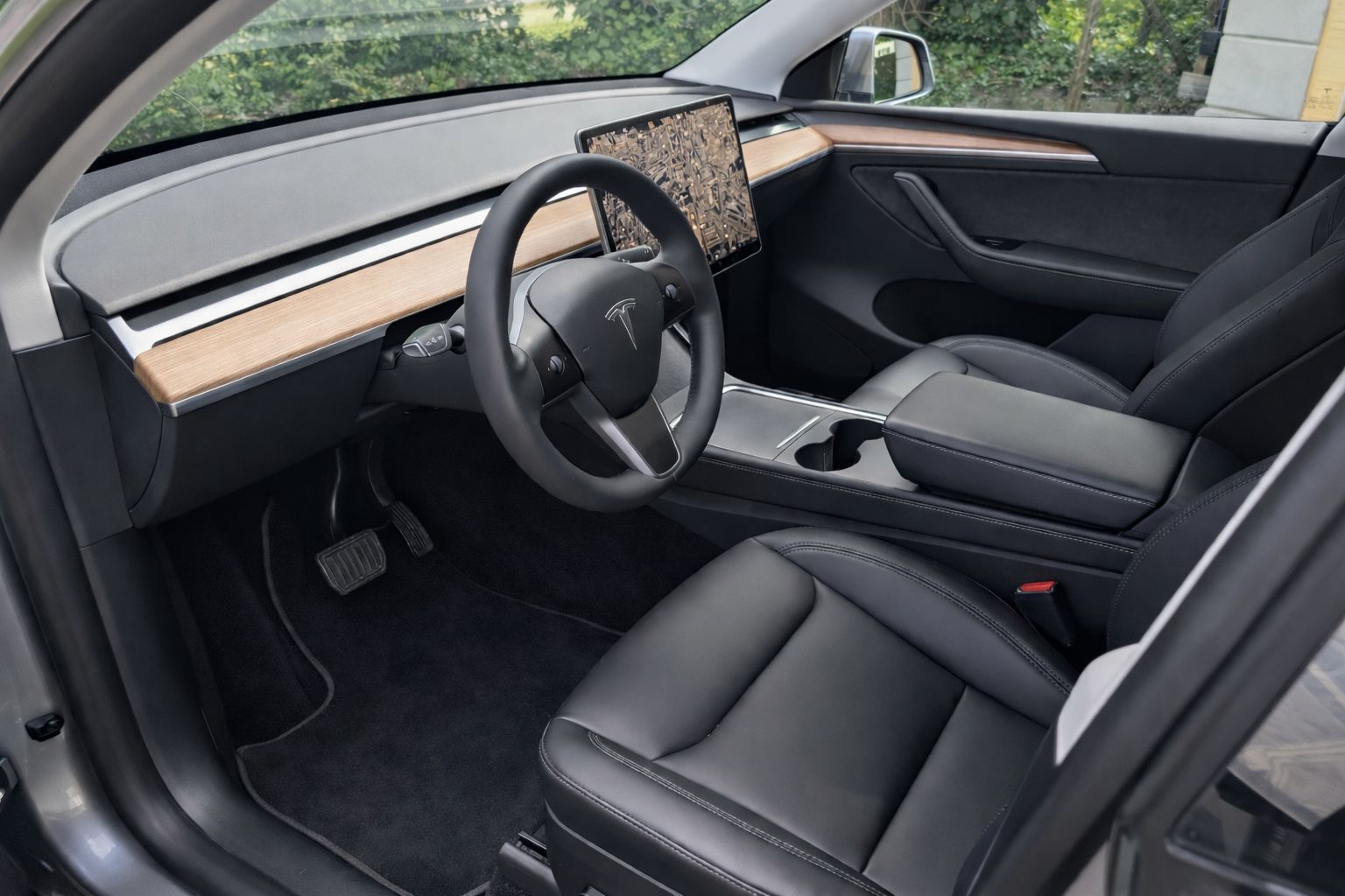 TESLA Maximale Reichweite Allradantrieb-image-4