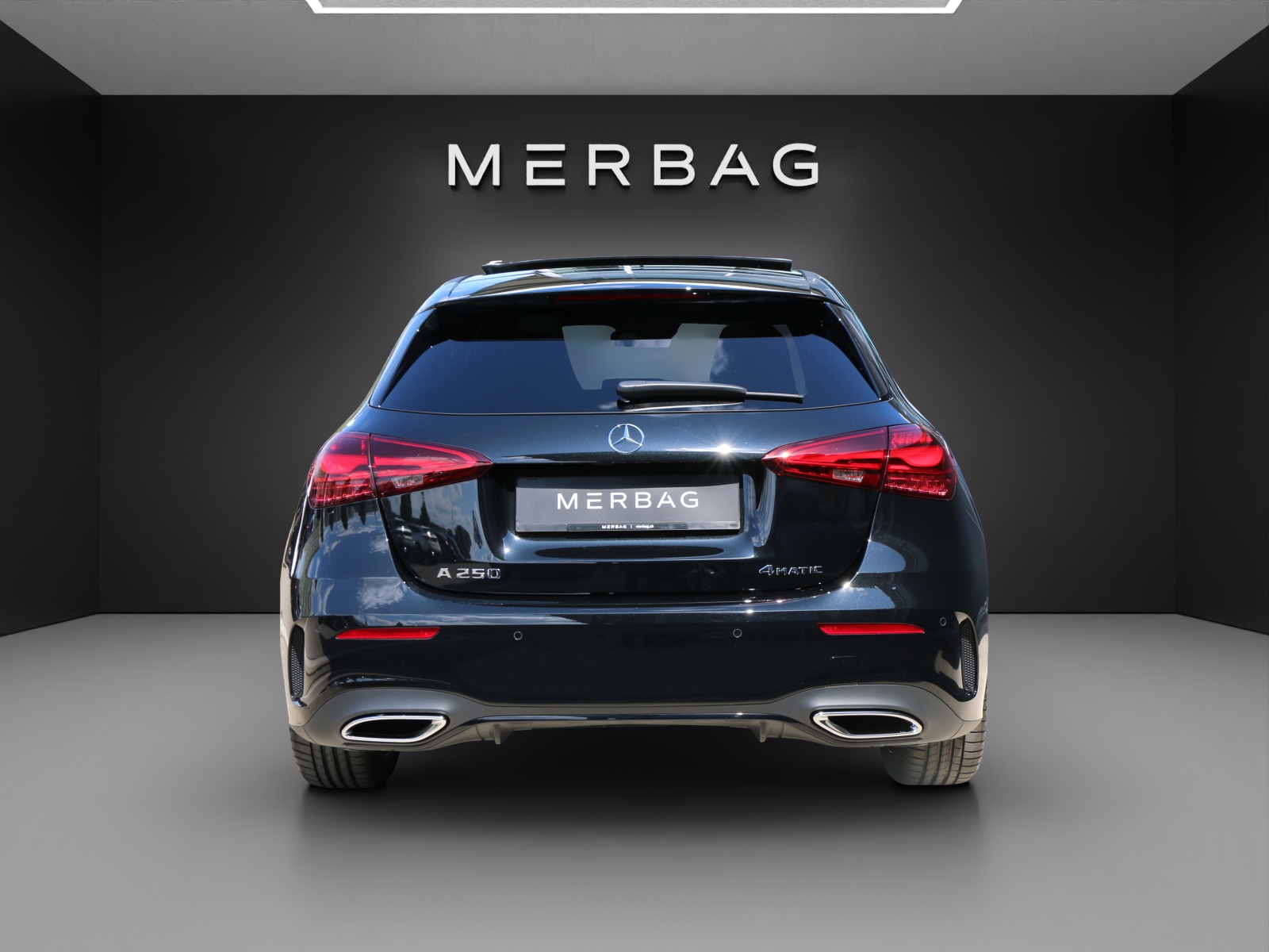 MERCEDES-BENZ A 250 4MATIC Kompaktlimousine-image-3