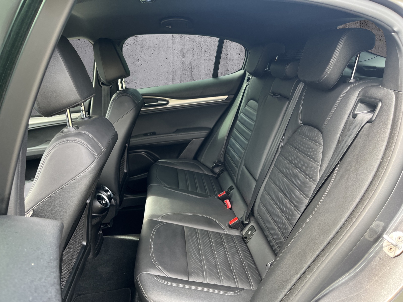 ALFA ROMEO Stelvio 2.2 D Q4 210 Veloce-image-14