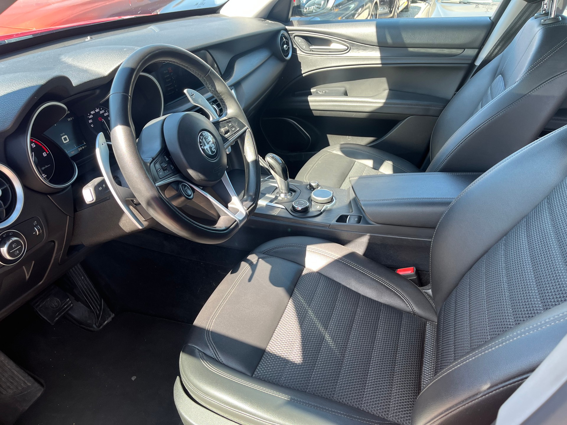ALFA ROMEO Stelvio 2.2 JTDM Executive Q4 Automatic-image-12