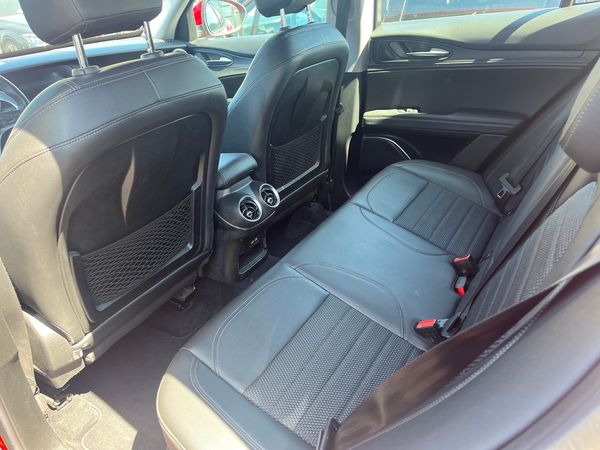 ALFA ROMEO Stelvio 2.2 JTDM Executive Q4 Automatic-image-11