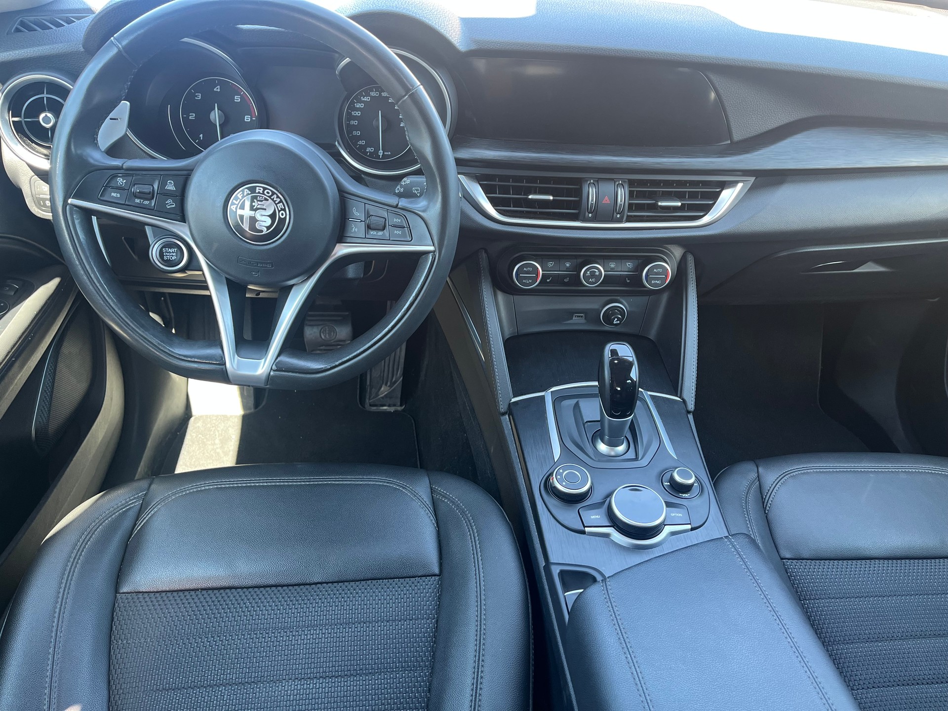 ALFA ROMEO Stelvio 2.2 JTDM Executive Q4 Automatic-image-10