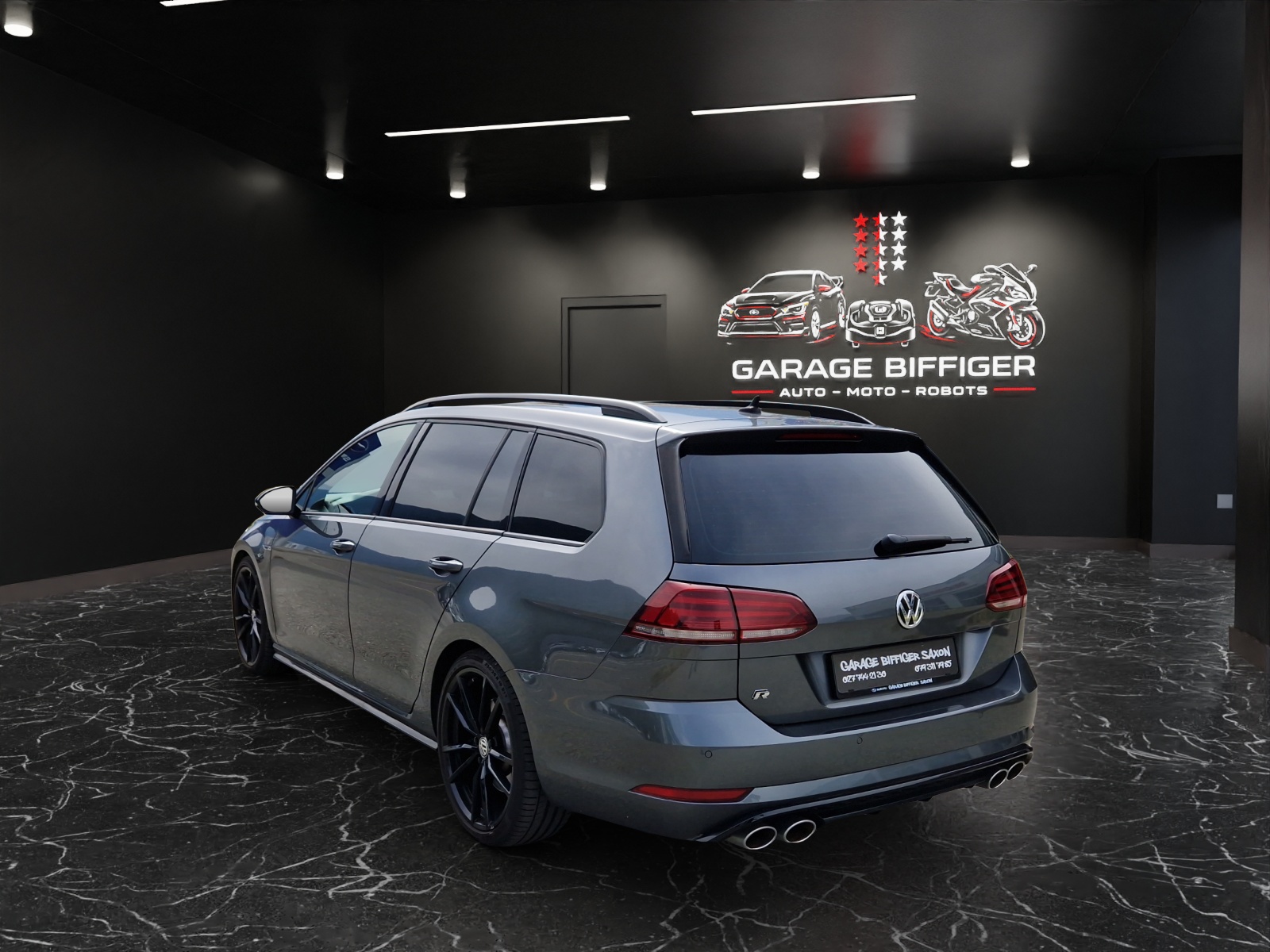VW Golf Variant 2.0 TSI R 4Motion DSG-image-2