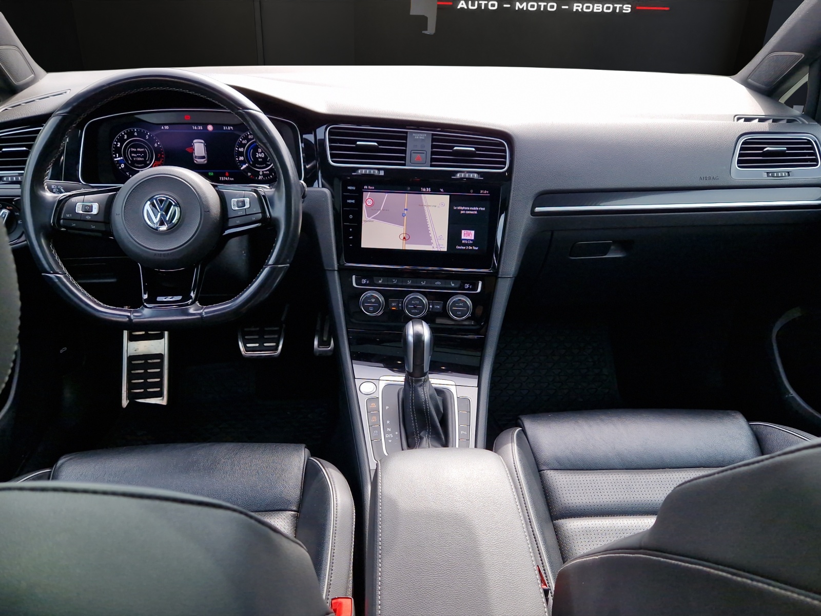 VW Golf Variant 2.0 TSI R 4Motion DSG-image-9