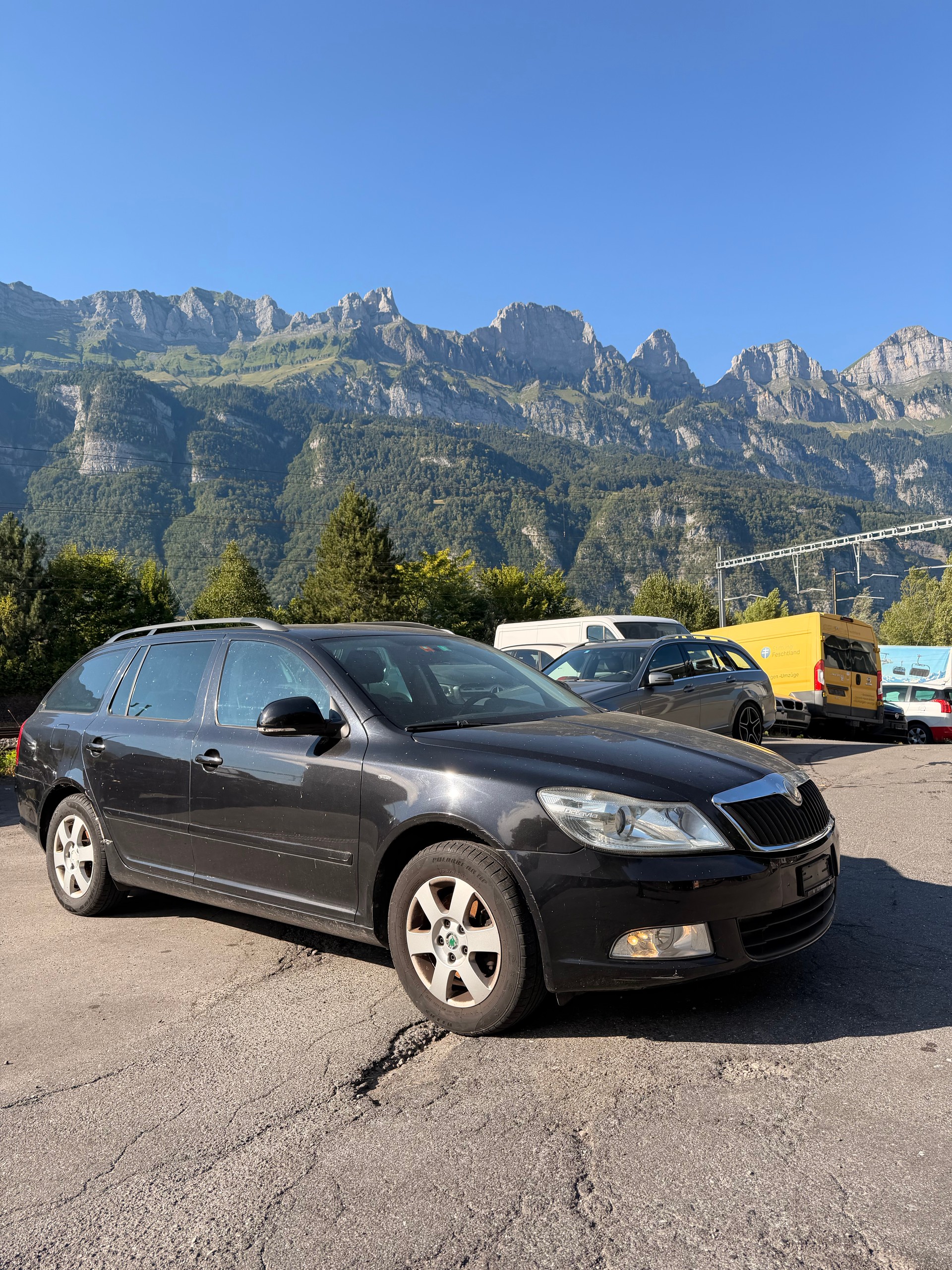 SKODA Octavia Combi 1.8 TSI Laurin & Klement 4x4-image-2