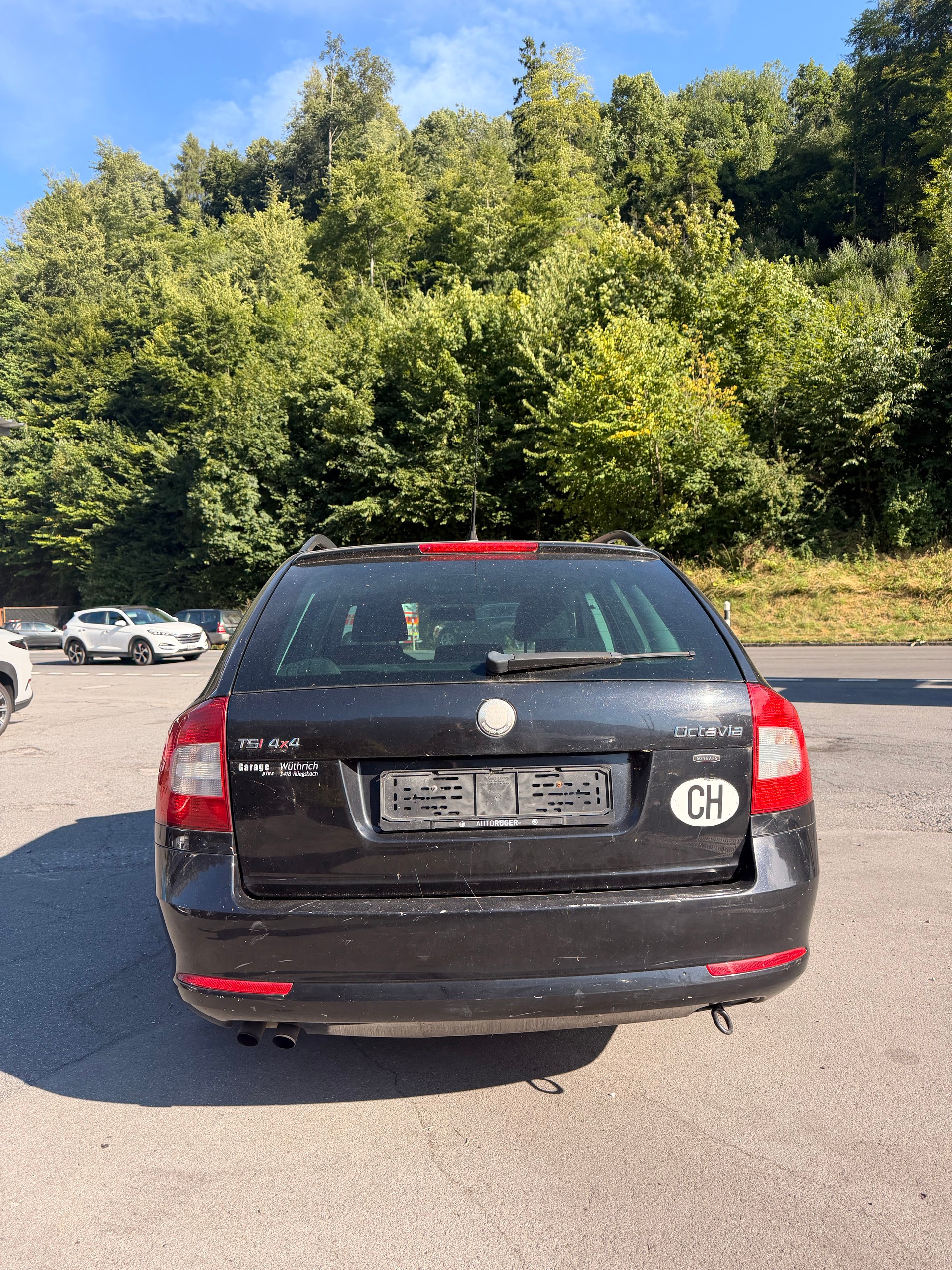 SKODA Octavia Combi 1.8 TSI Laurin & Klement 4x4-image-3