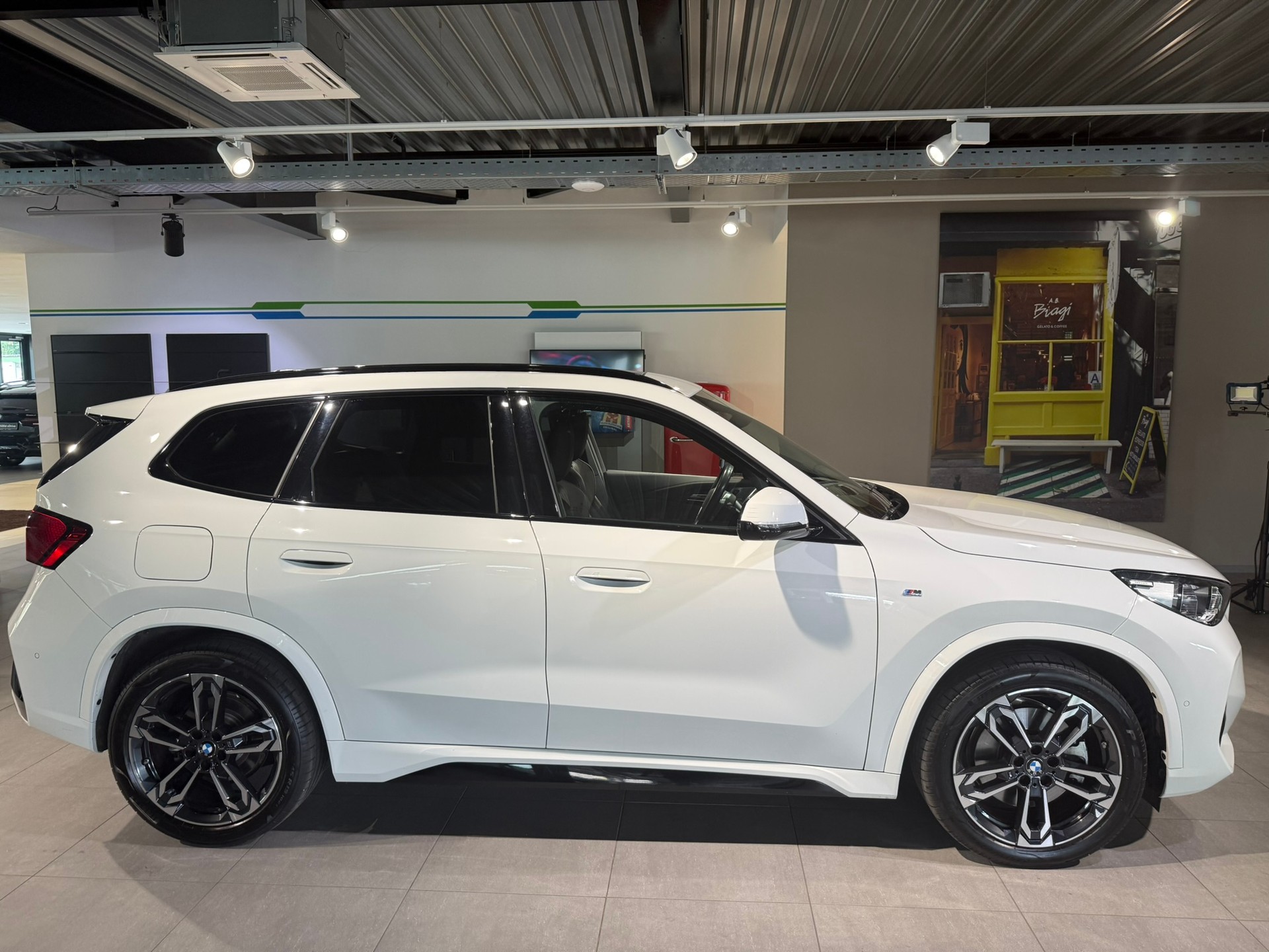 BMW X1 xDrive 30e M Sport-image-6