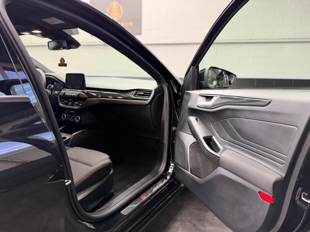FORD Focus 1.5 SCTi ST Line Automatic | Head-Up Display | Rückfahrkamera | ACC Tempomat-image-20