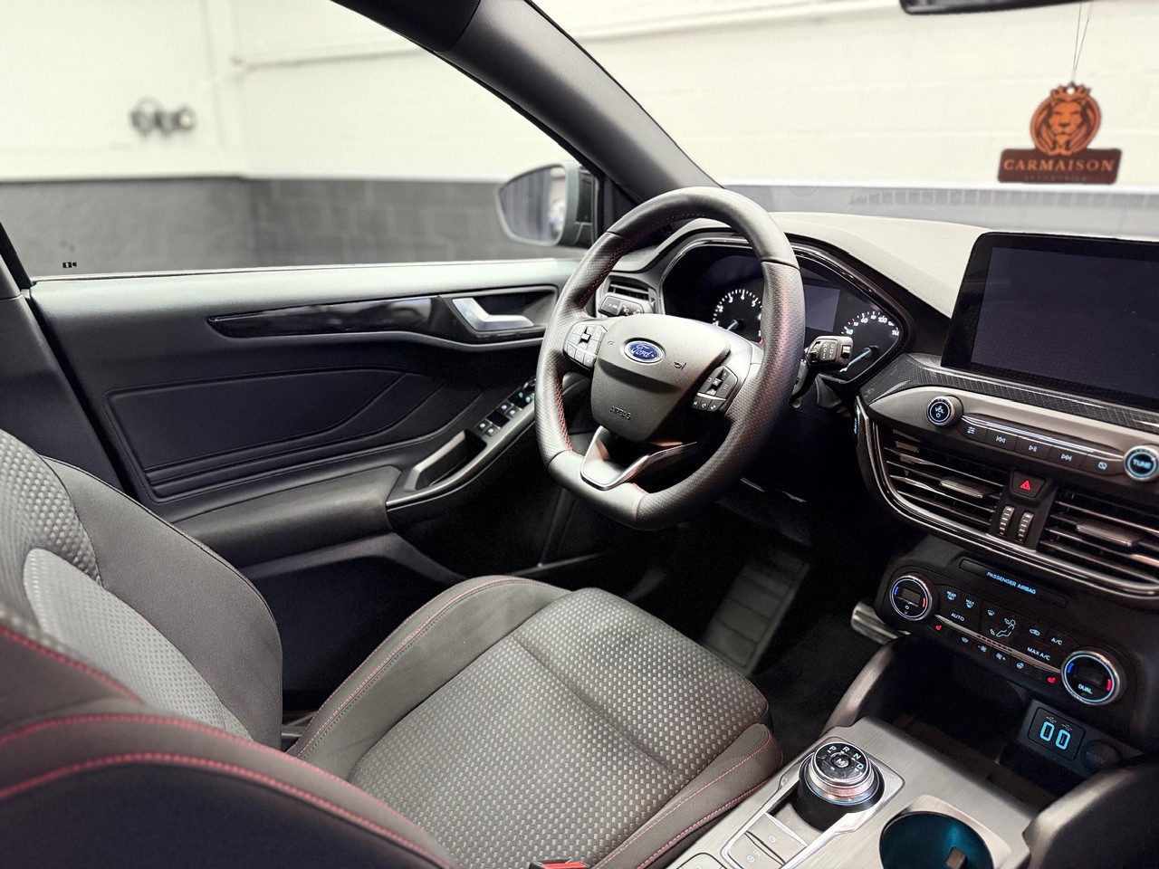 FORD Focus 1.5 SCTi ST Line Automatic | Head-Up Display | Rückfahrkamera | ACC Tempomat-image-17
