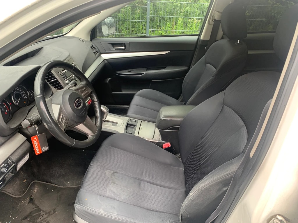 SUBARU Legacy 2.5i Swiss AWD Lineartronic-image-4