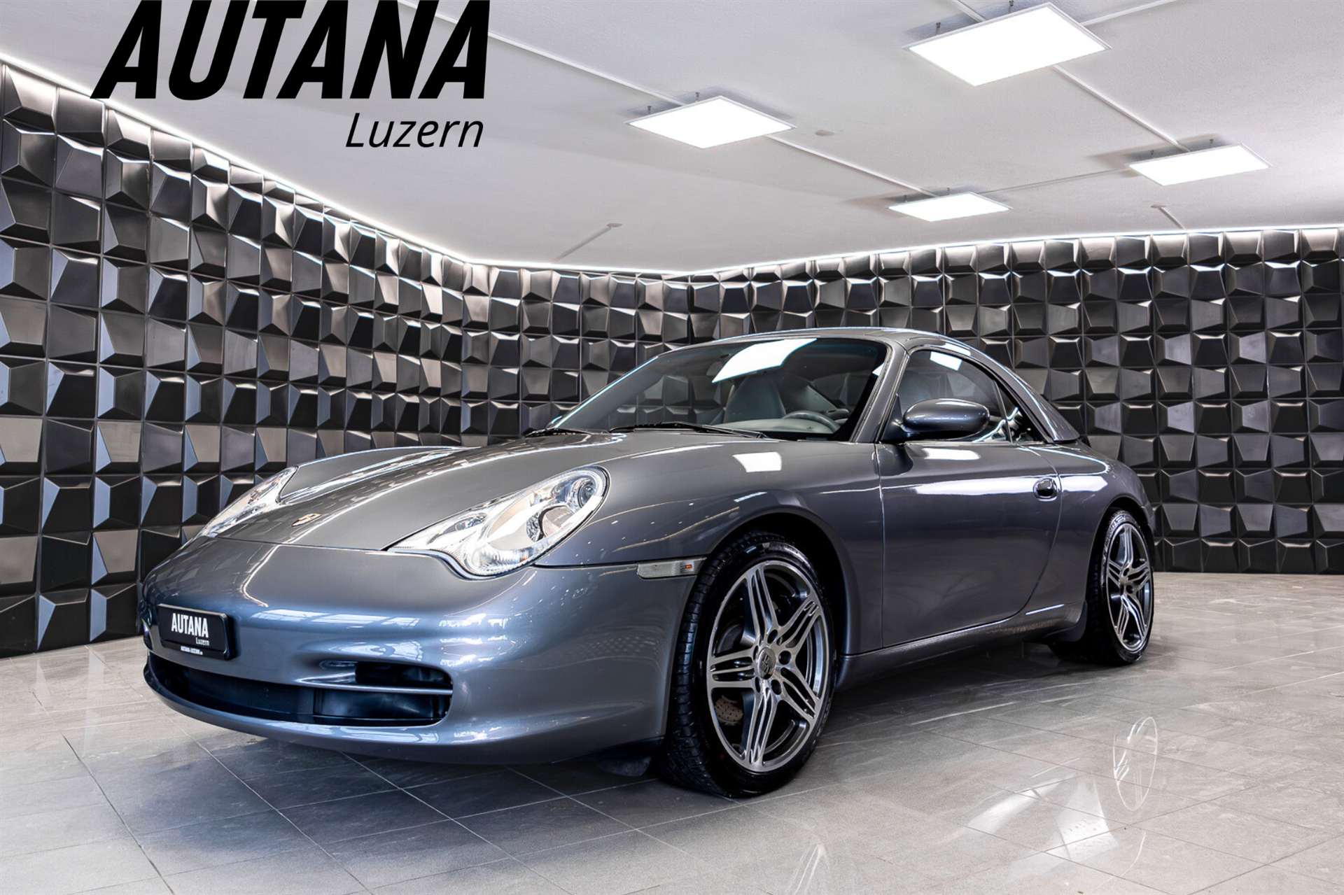 PORSCHE 911 Carrera 4 Cabrio / Hardtop!-image-0