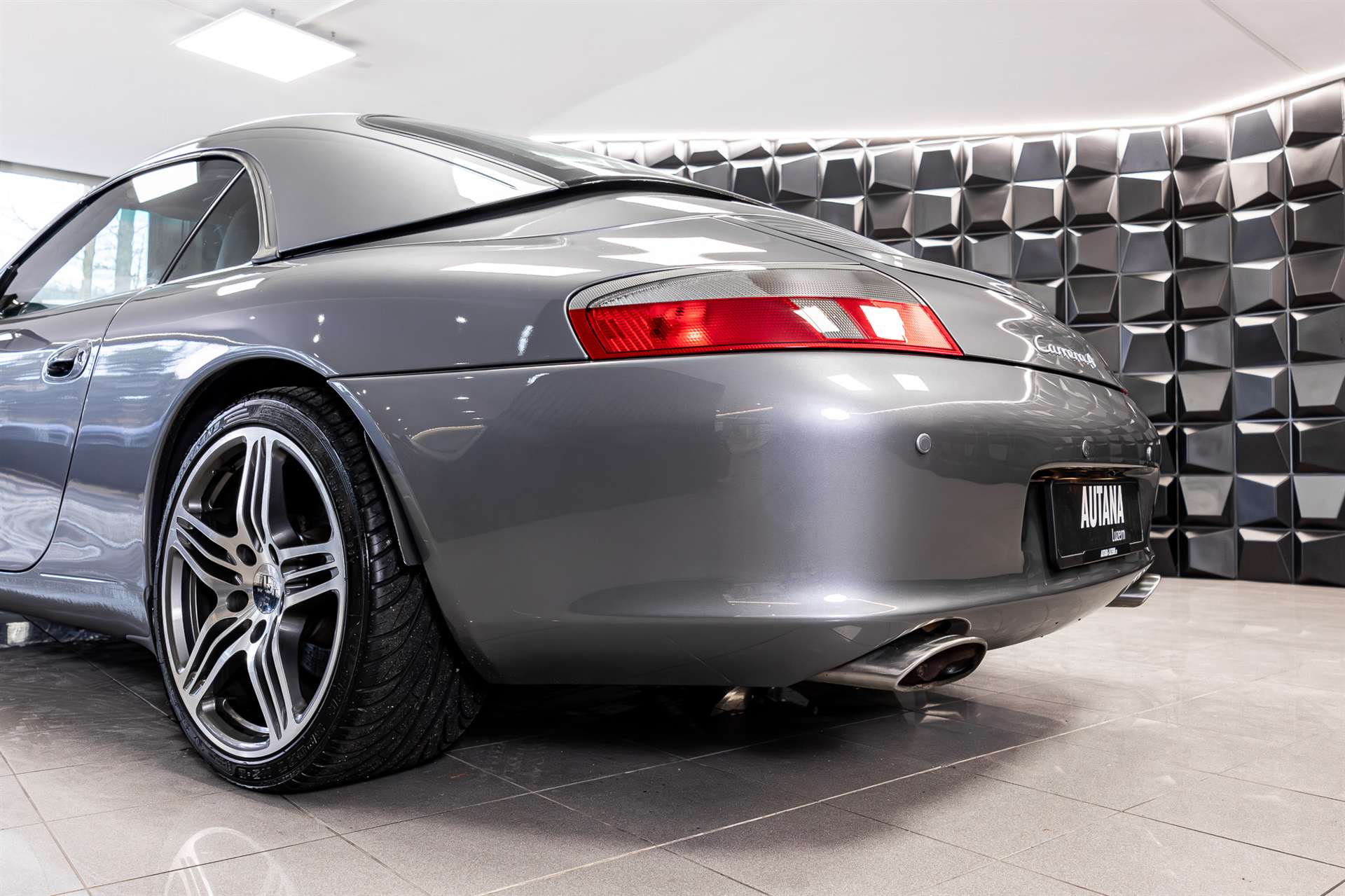 PORSCHE 911 Carrera 4 Cabrio / Hardtop!-image-22