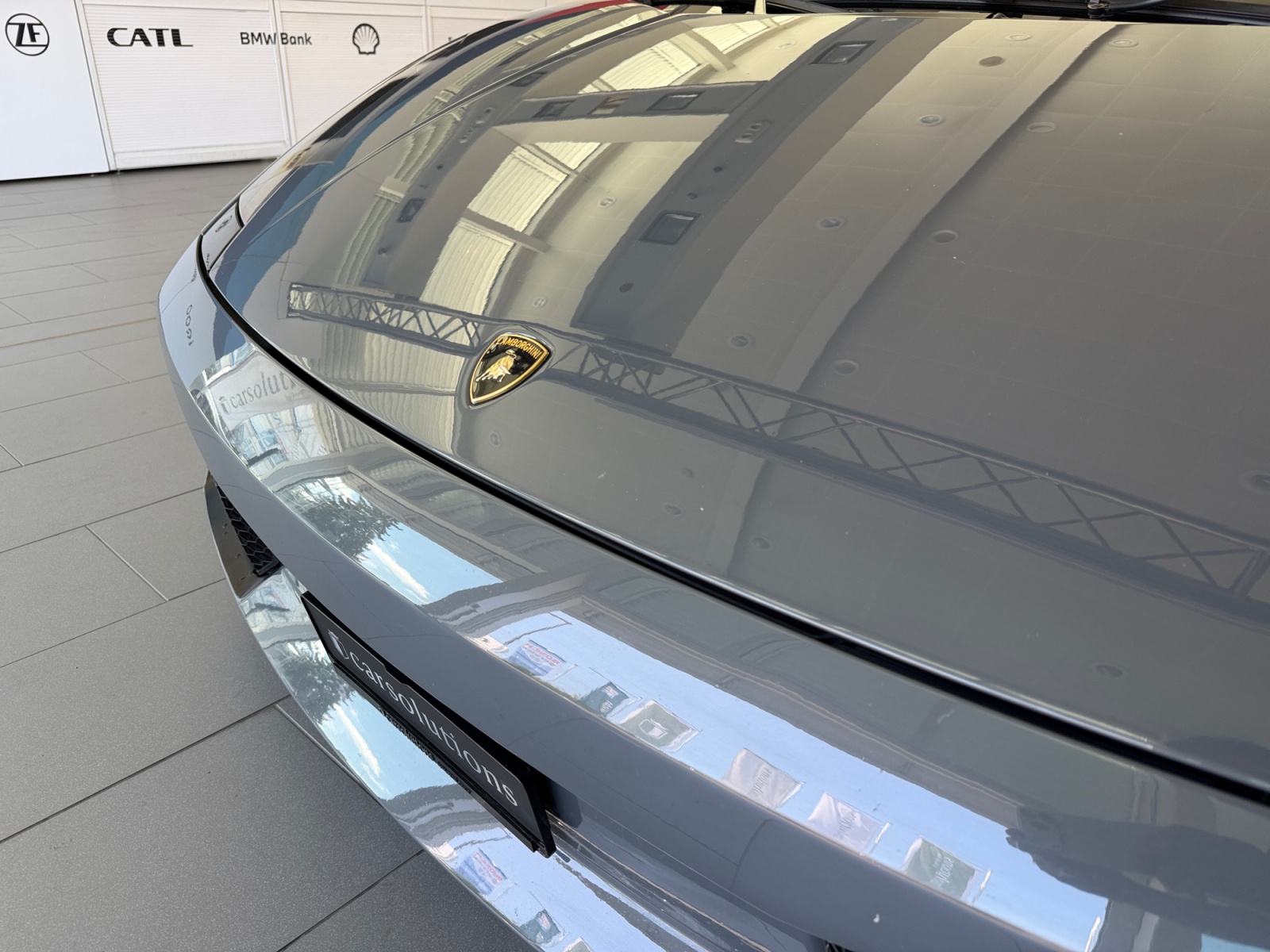 LAMBORGHINI Superleggera-image-8