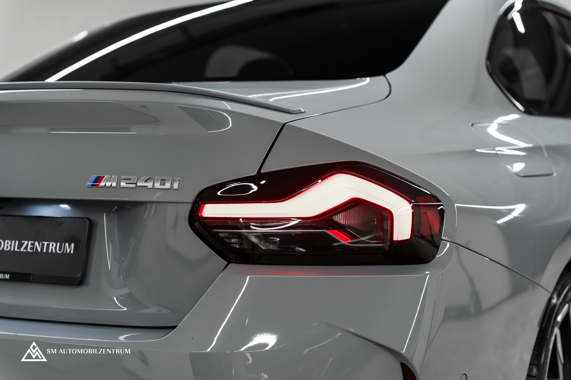 BMW M240i xDrive Coupé / Panorama / el. Memorysitze / Werksgarantie-image-9