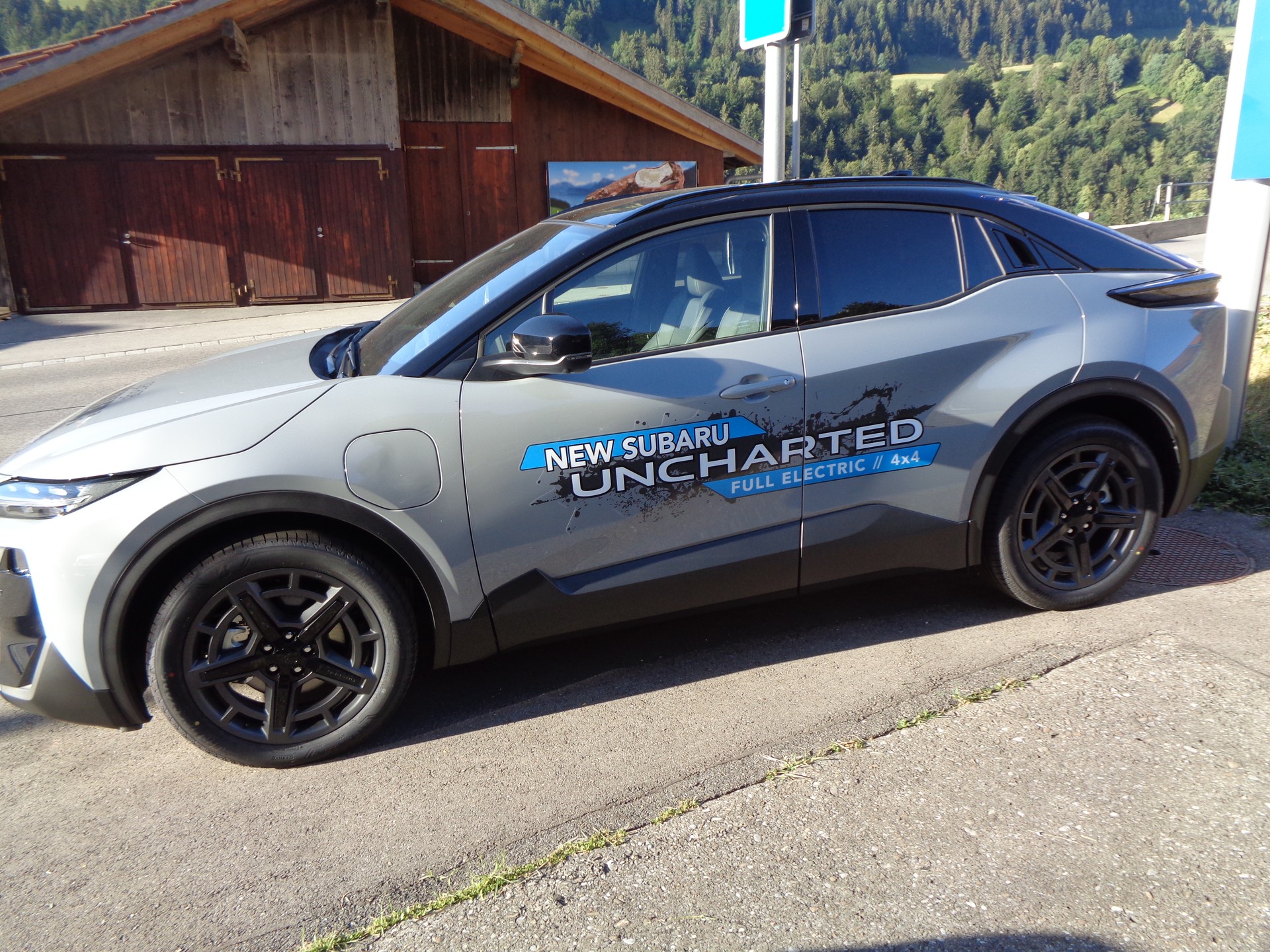 SUBARU Uncharted eV Luxury 77 kWh AWD-image-2