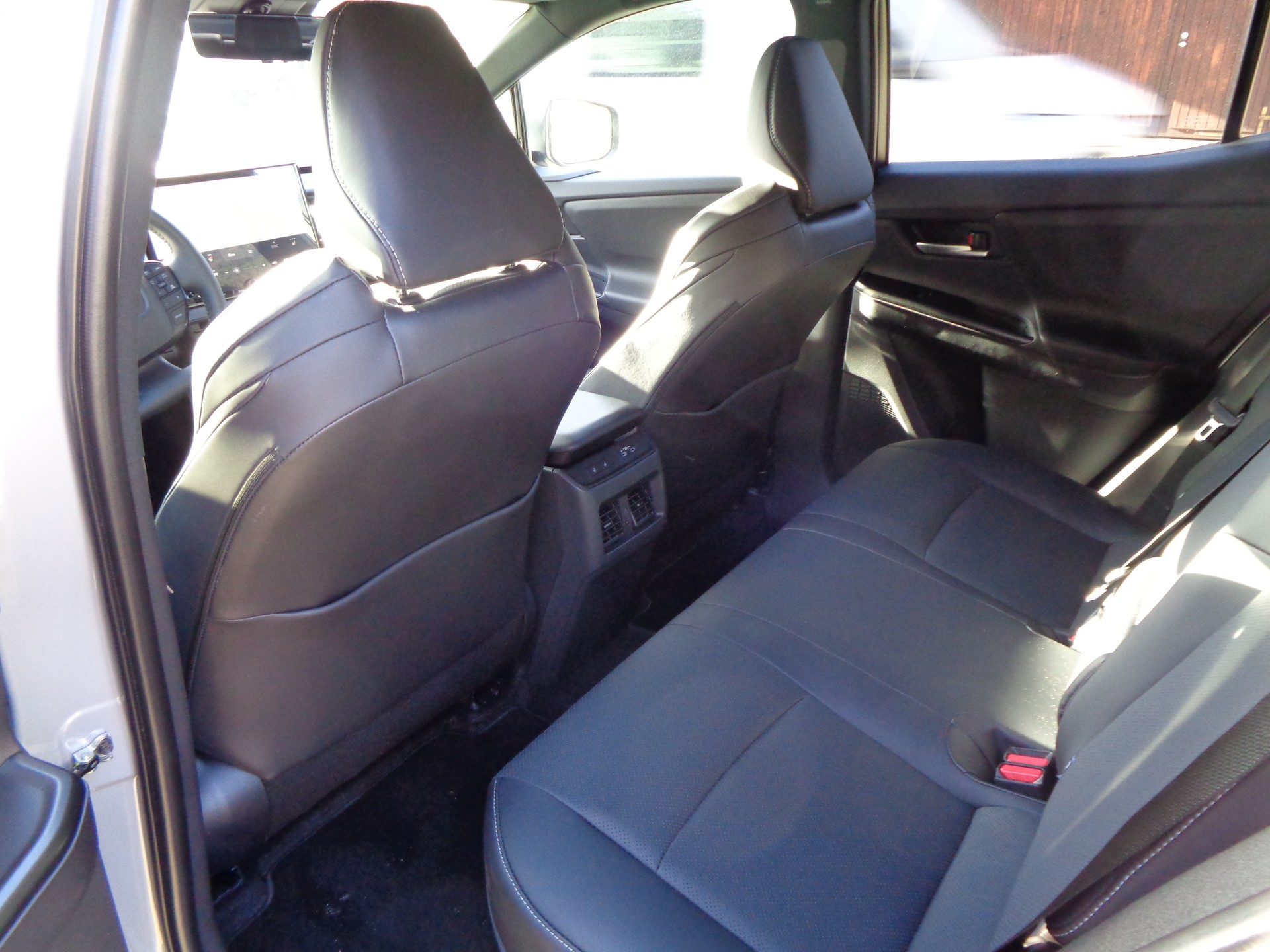 SUBARU Uncharted eV Luxury 77 kWh AWD-image-8