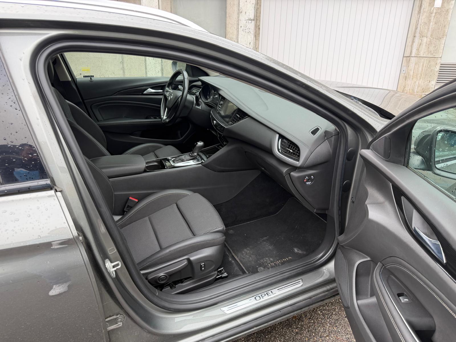 OPEL Insignia 2.0 CDTI Sports Tourer Edition Automatic-image-4