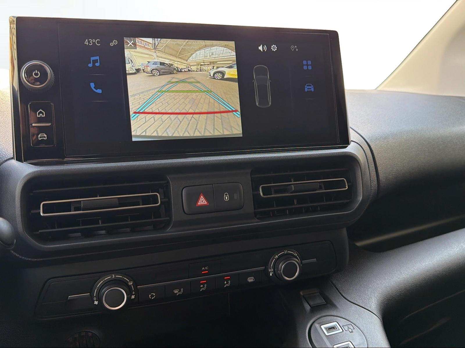 TOYOTA PROACE CITY Van L1 1.5 D Active-image-13