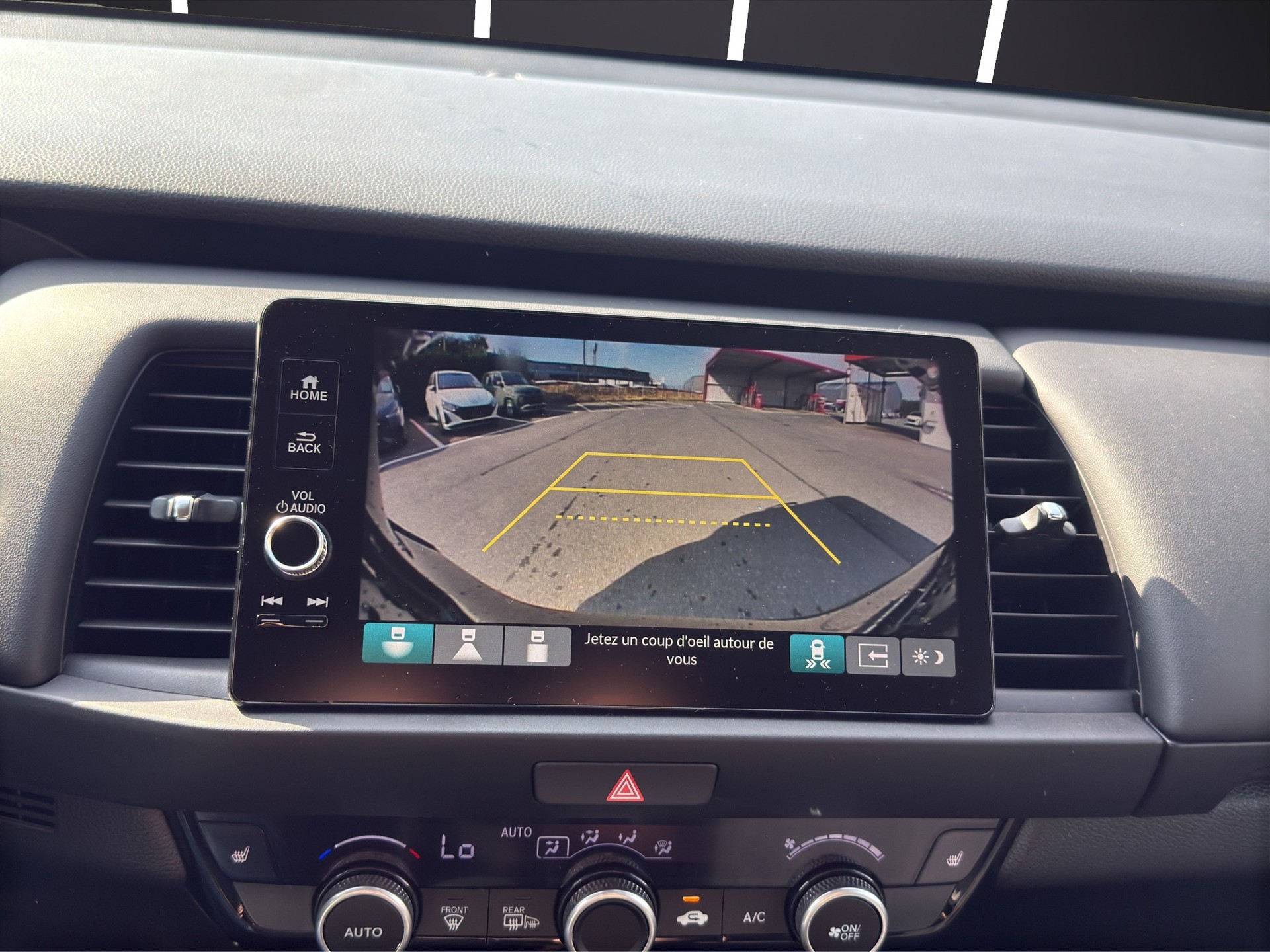 HONDA Jazz 1.5i-MMD Advance E-CVT-image-11