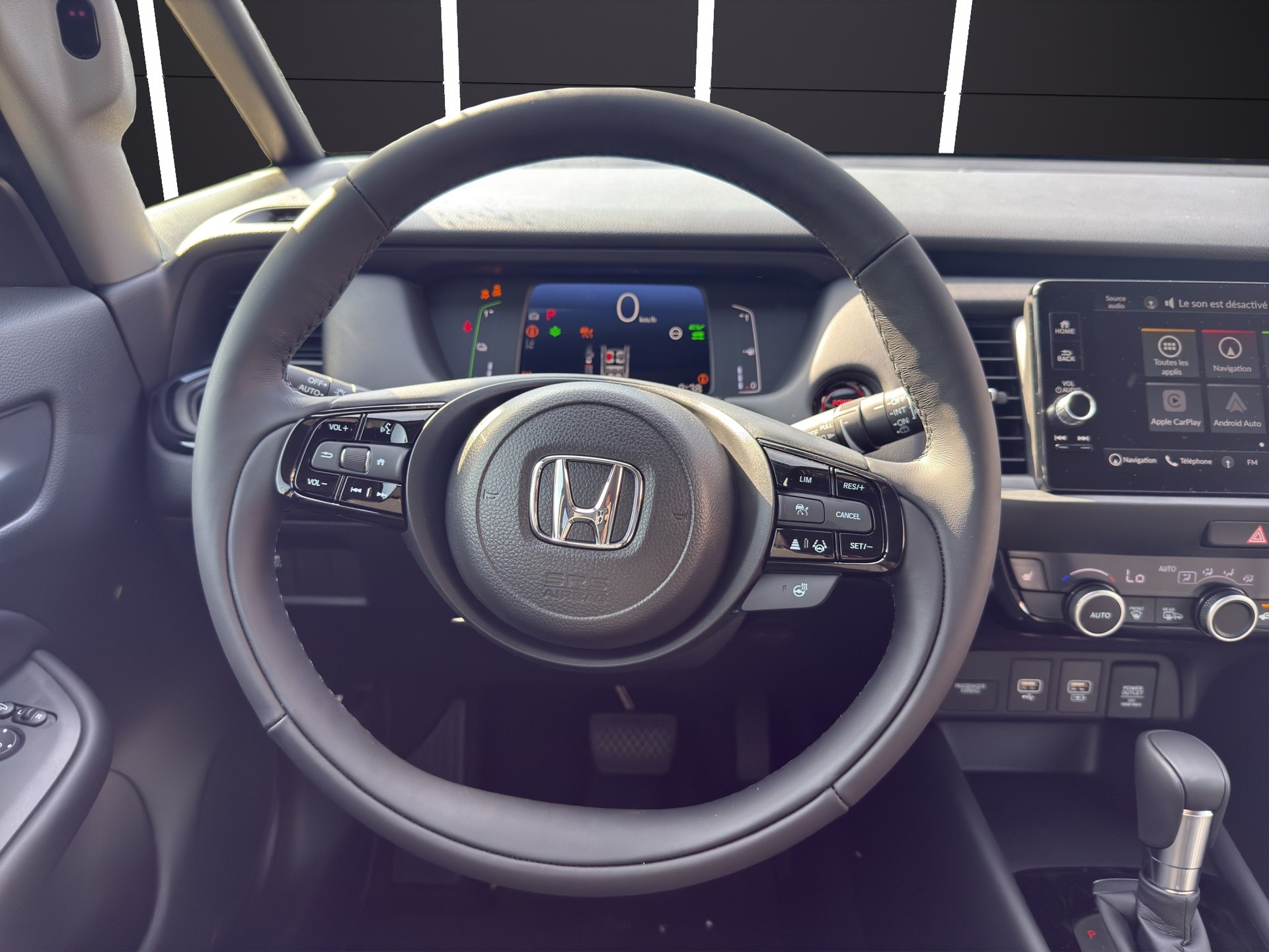 HONDA Jazz 1.5i-MMD Advance E-CVT-image-9