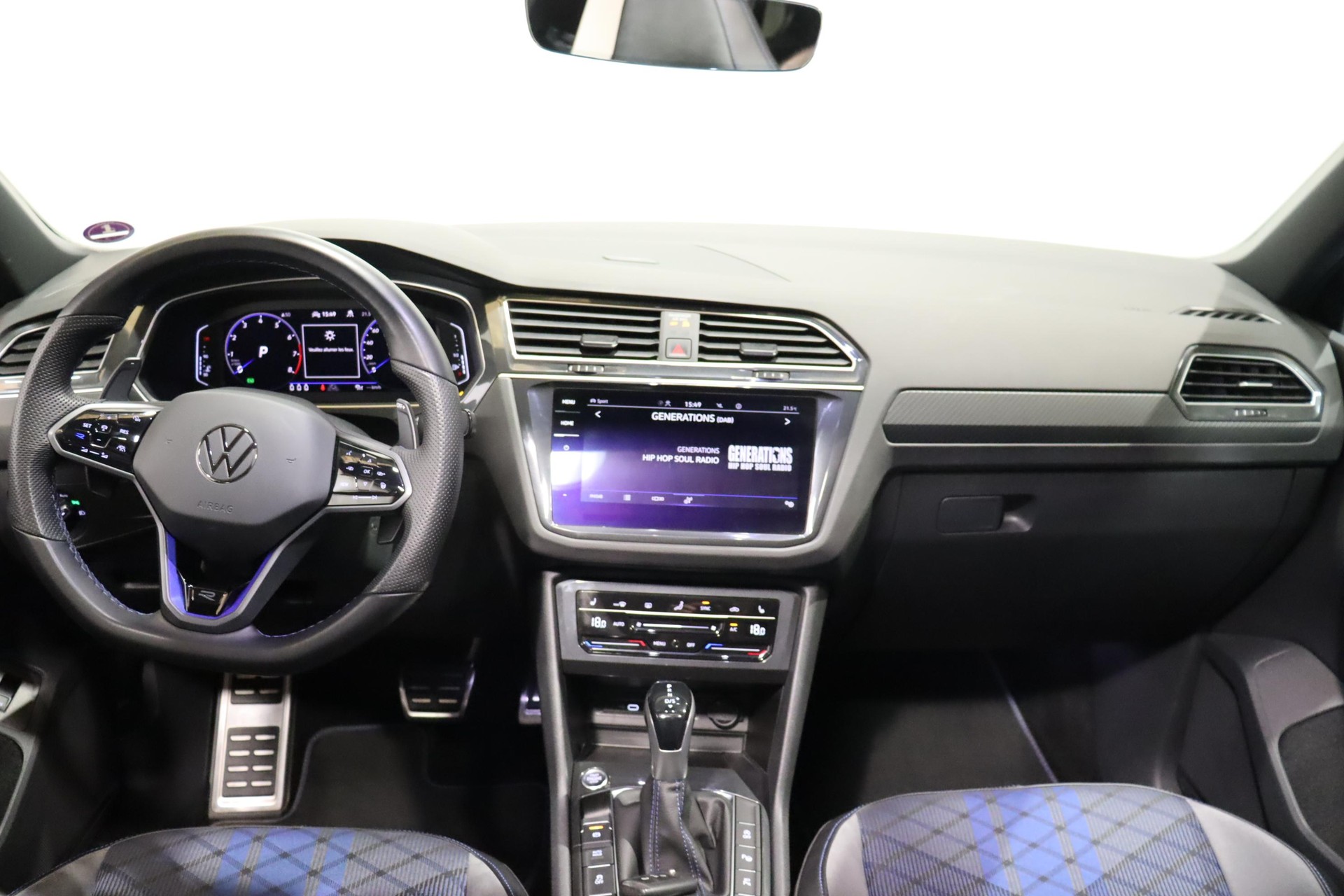 VW Tiguan 2.0 TSI R DSG-image-8