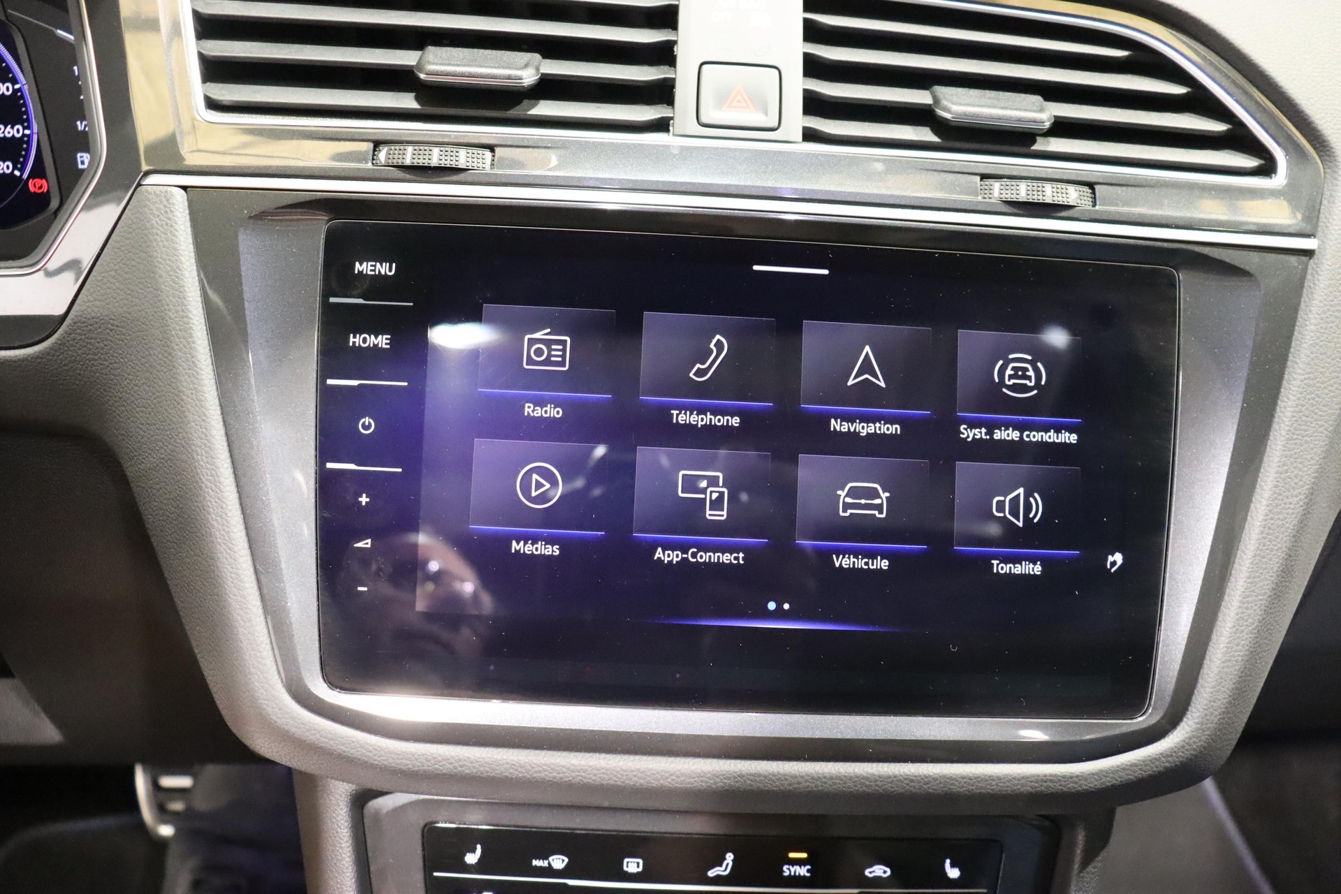 VW Tiguan 2.0 TSI R DSG-image-16